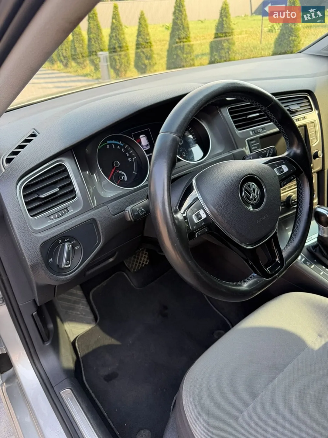 2014 Volkswagen Golf - мініатюра 27