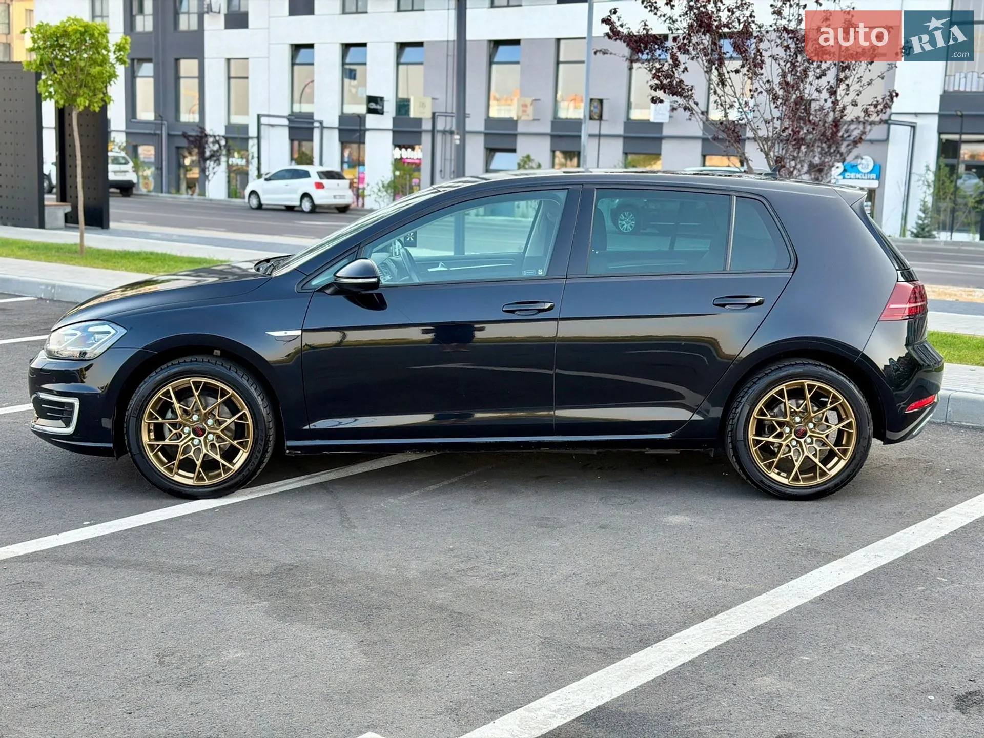 2019 Volkswagen Golf - мініатюра 6