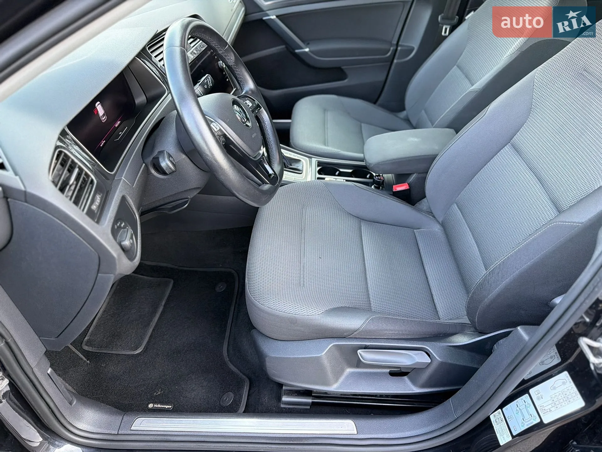 2019 Volkswagen Golf - мініатюра 20