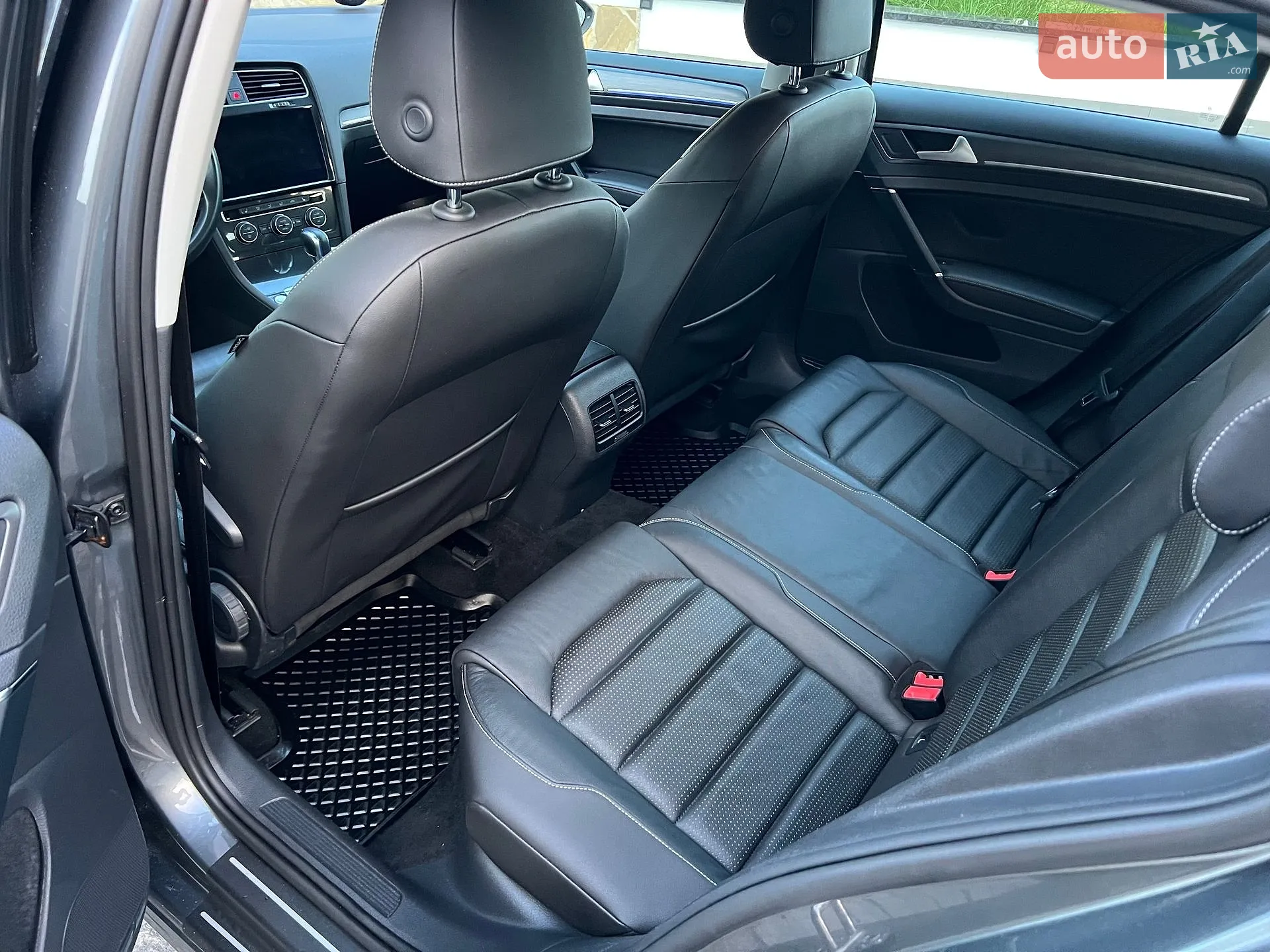 2019 Volkswagen Golf - мініатюра 40