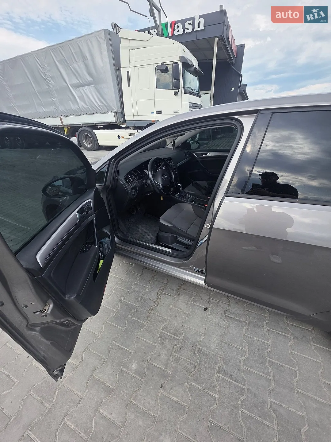 2014 Volkswagen Golf - мініатюра 2