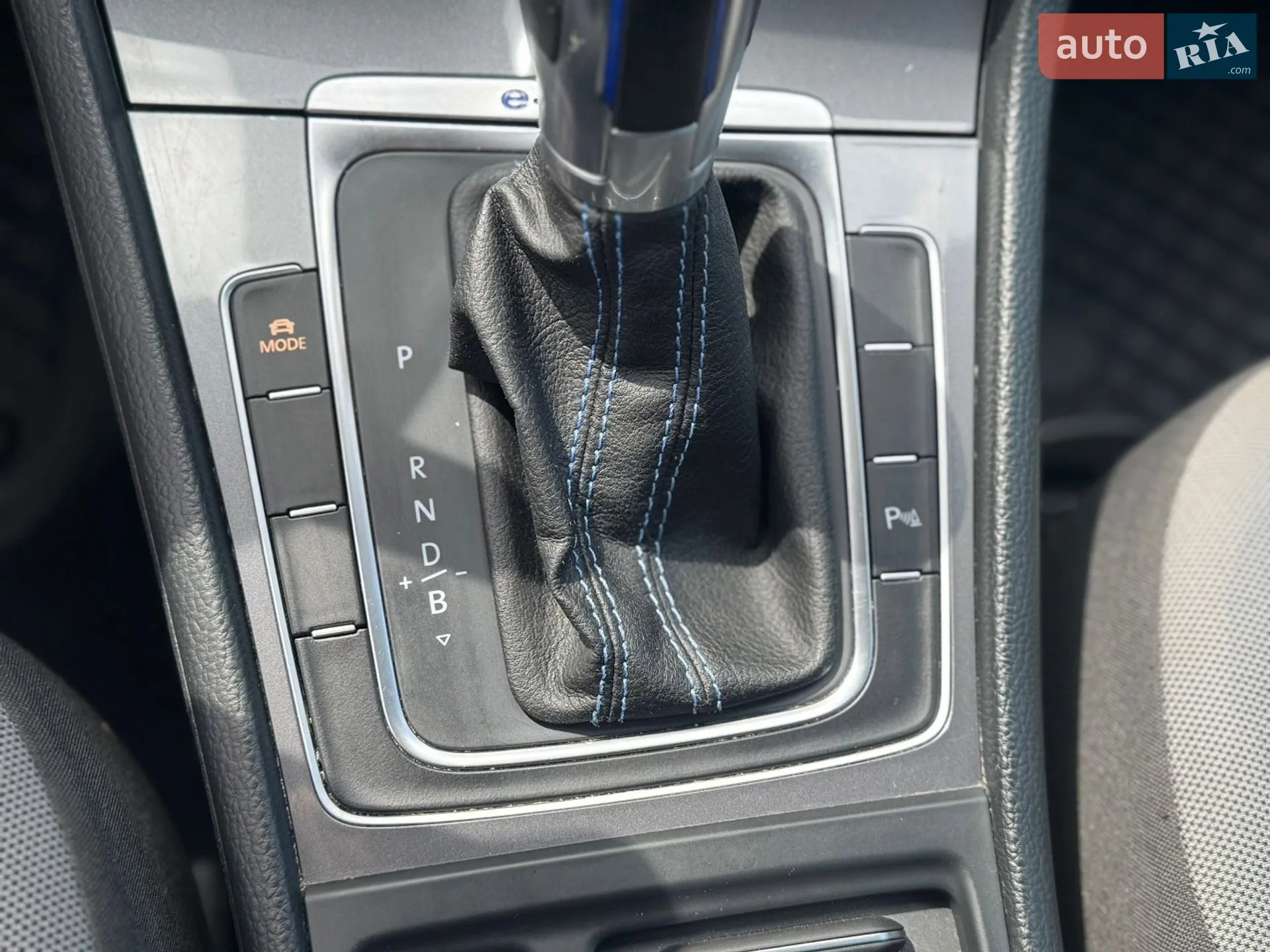 2015 Volkswagen Golf - мініатюра 54