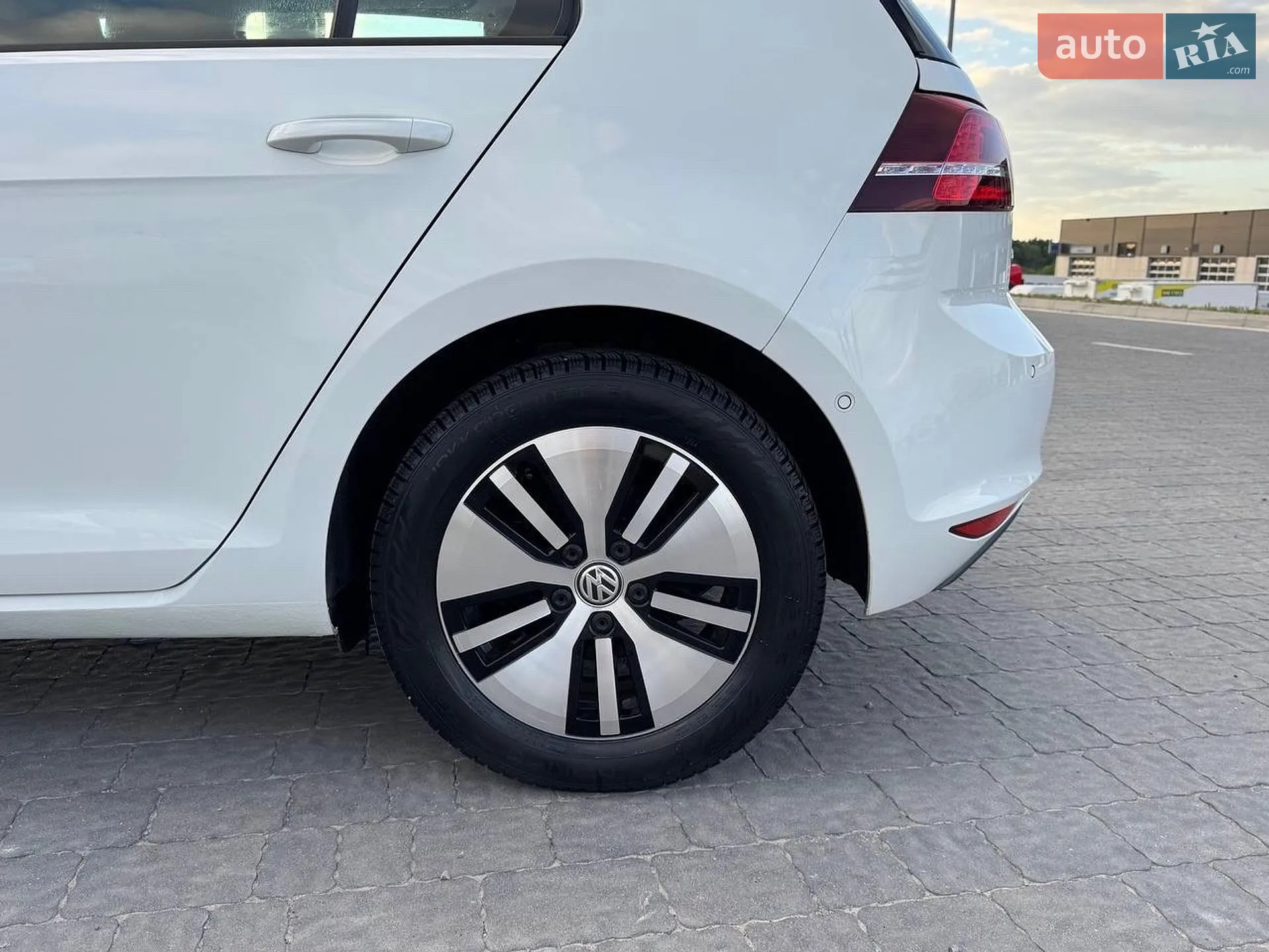 2015 Volkswagen Golf - мініатюра 17