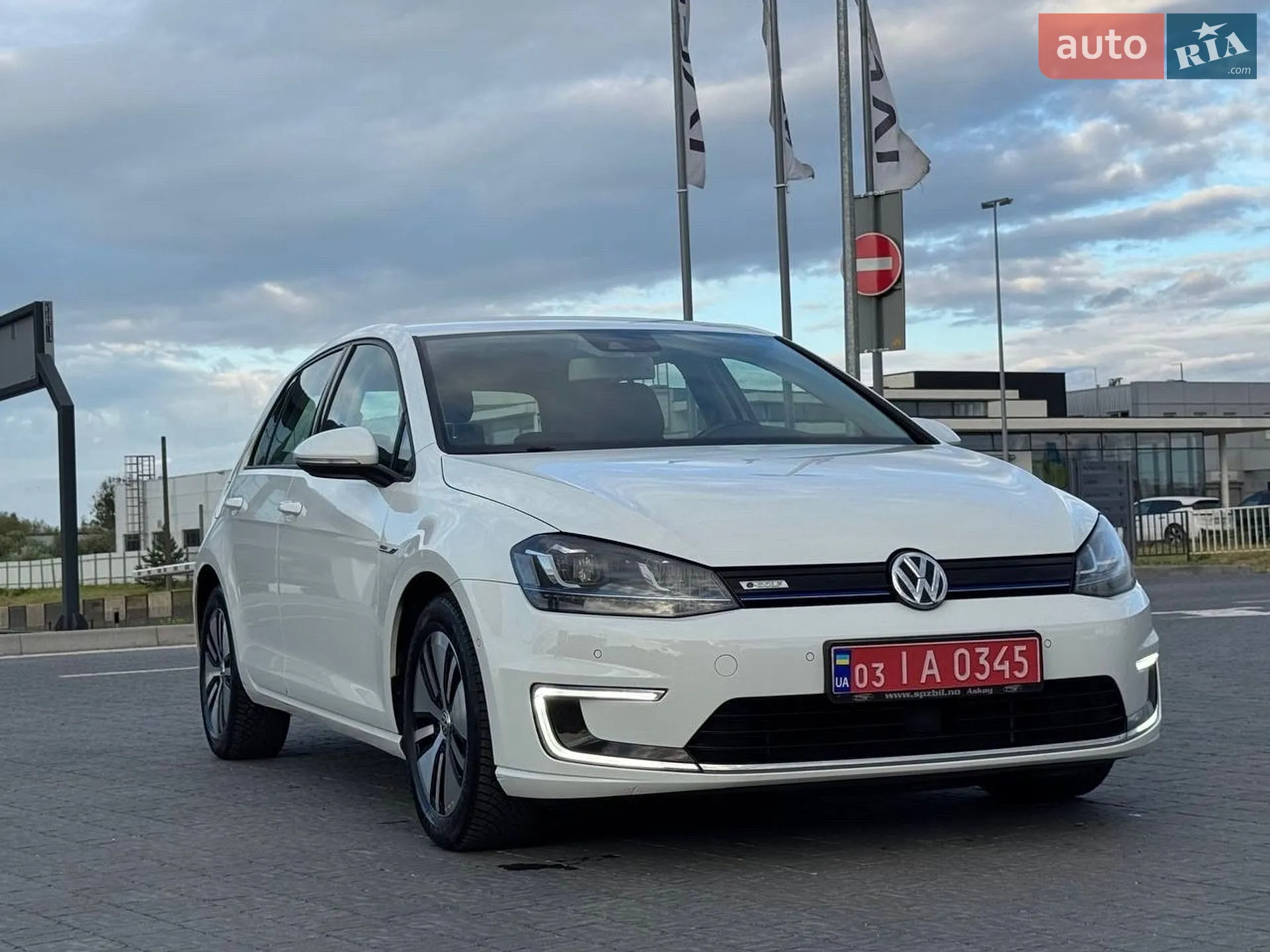 2015 Volkswagen Golf - мініатюра 38