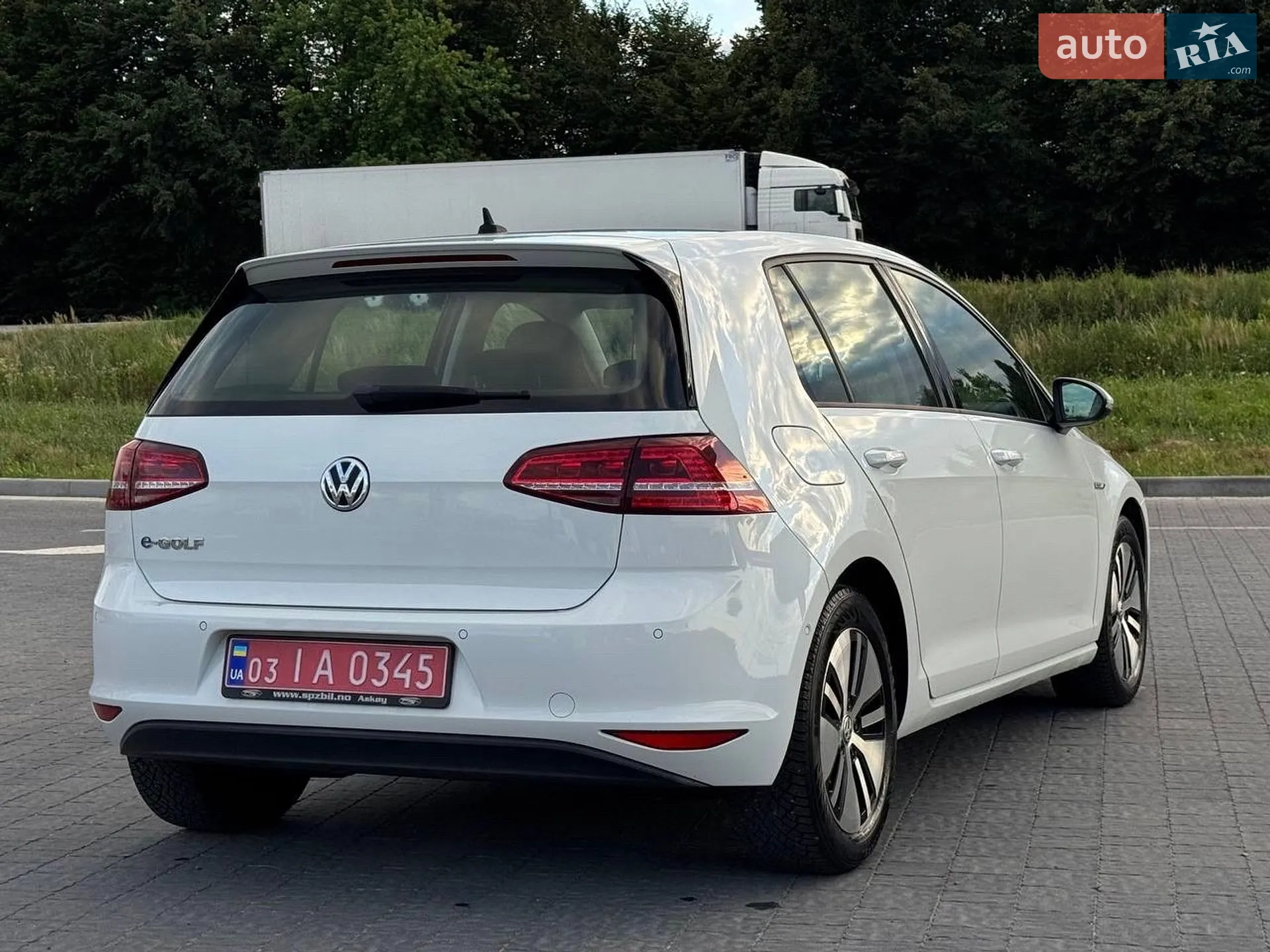 2015 Volkswagen Golf - мініатюра 42