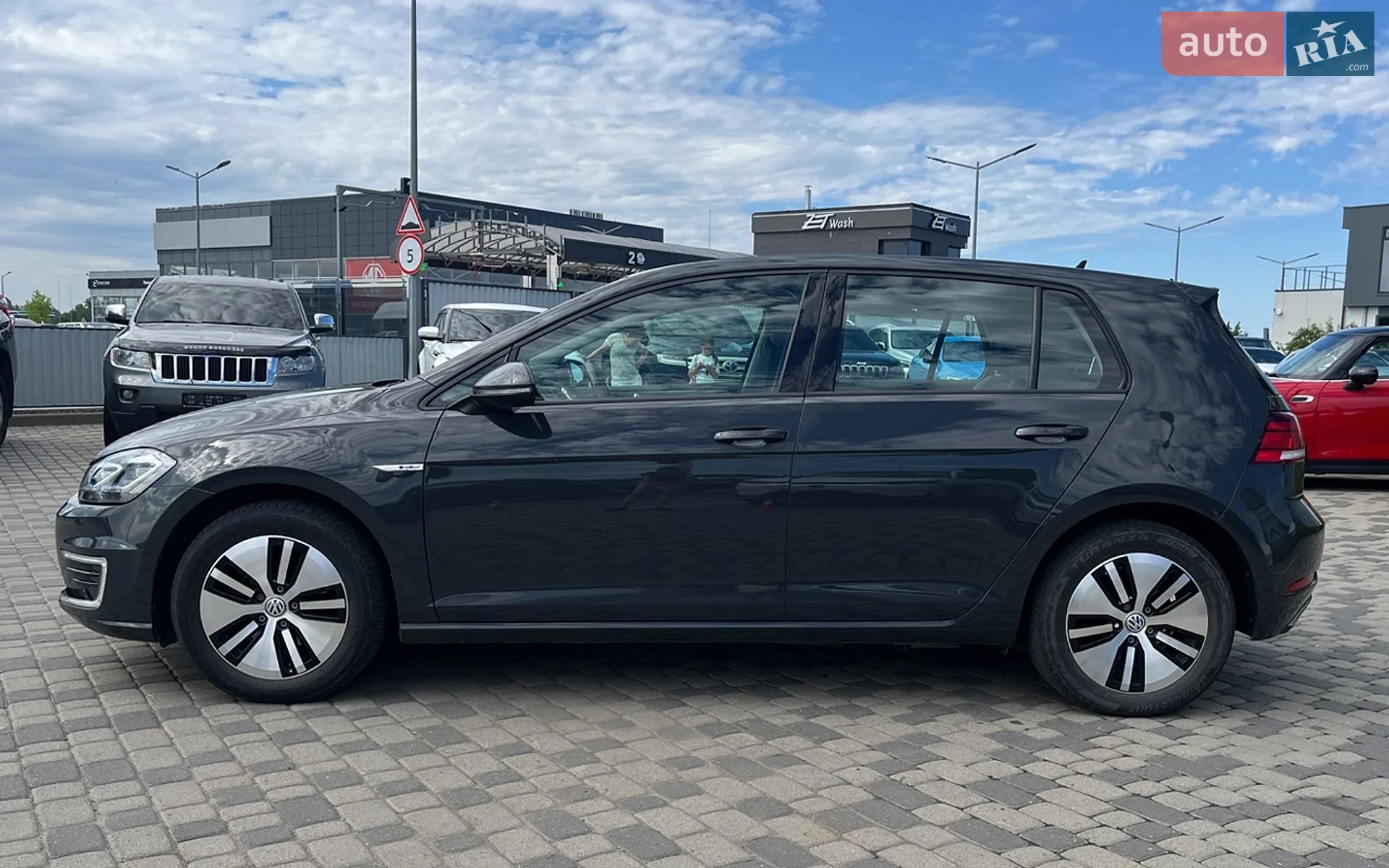 2019 Volkswagen Golf - мініатюра 4