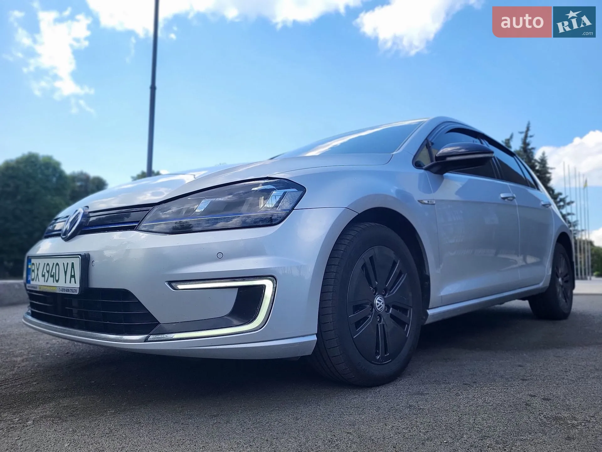 Volkswagen e-Golf 2015 VIN WVWZZZAUZGW902630 фото оголошення 5 з 71