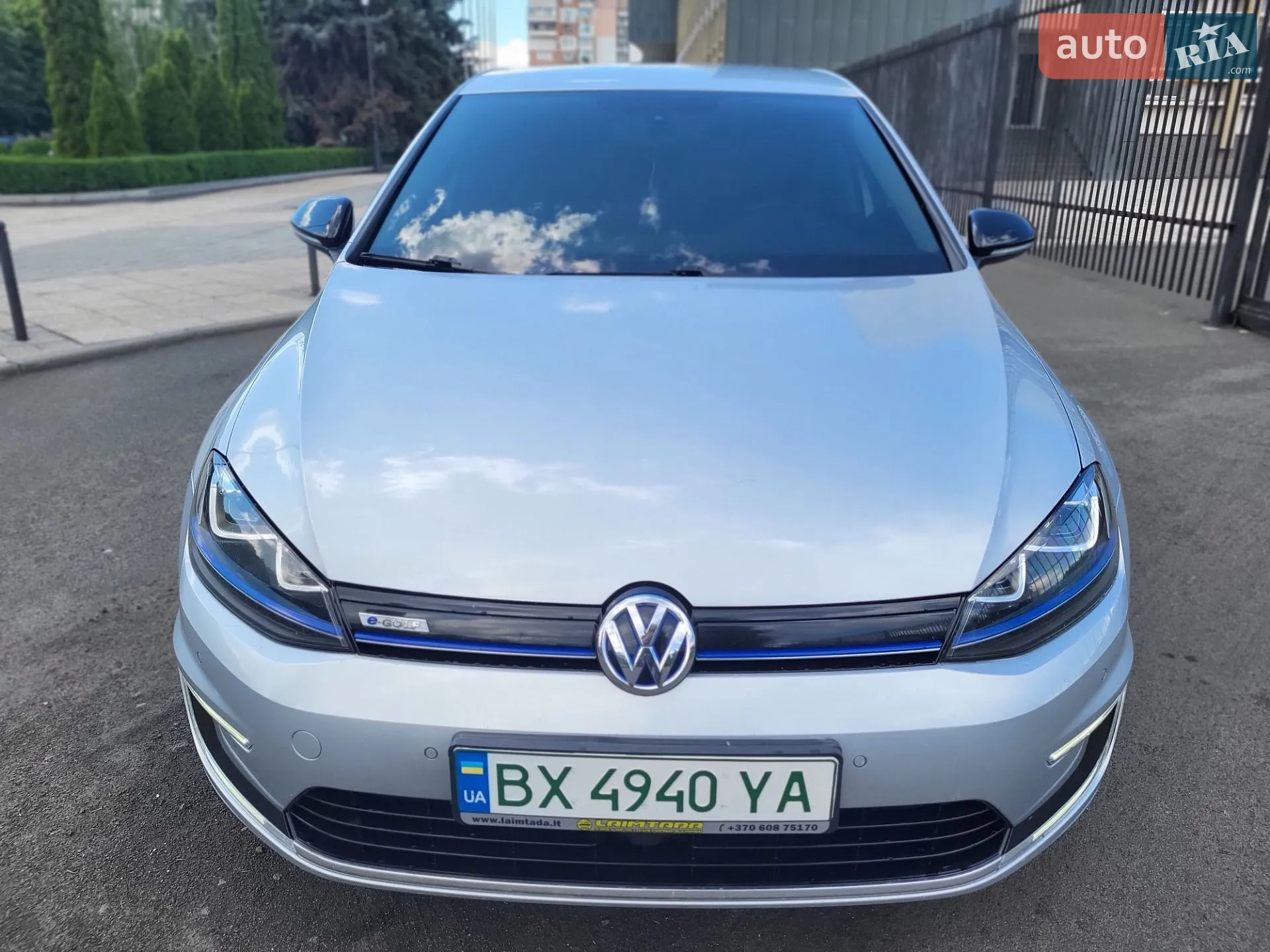 Volkswagen e-Golf 2015 VIN WVWZZZAUZGW902630 фото оголошення 2 з 73