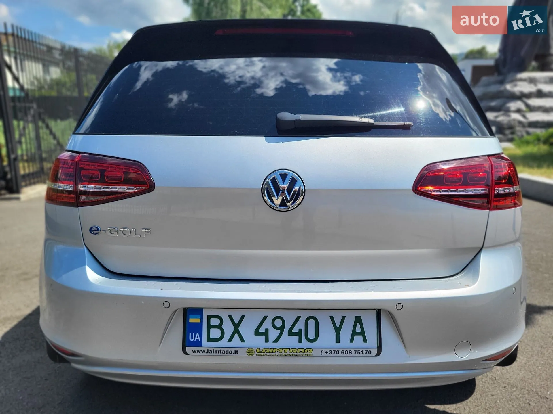 Volkswagen e-Golf 2015 VIN WVWZZZAUZGW902630 фото оголошення 12 з 71