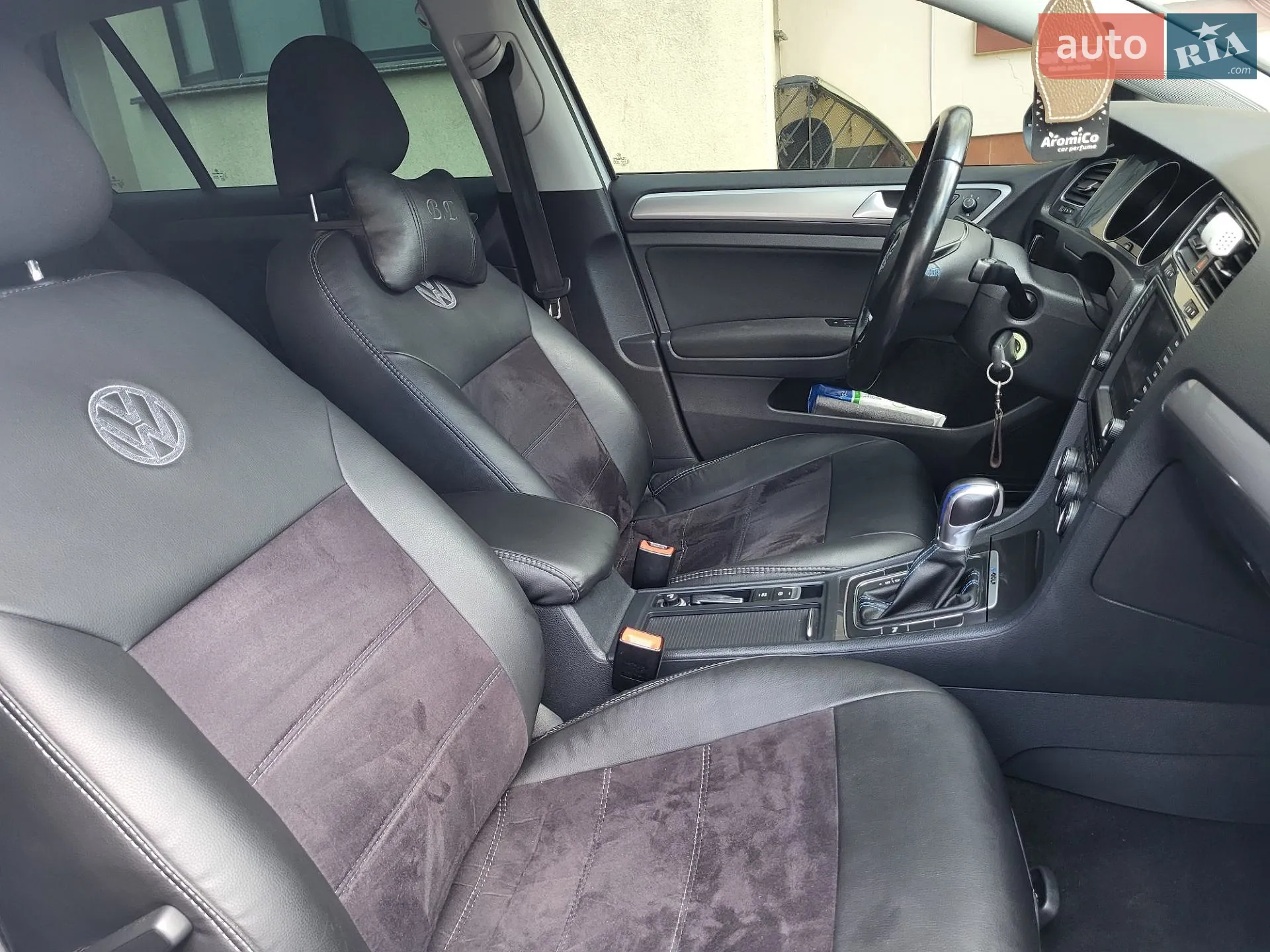 Volkswagen e-Golf 2015 VIN WVWZZZAUZGW902630 фото оголошення 29 з 71