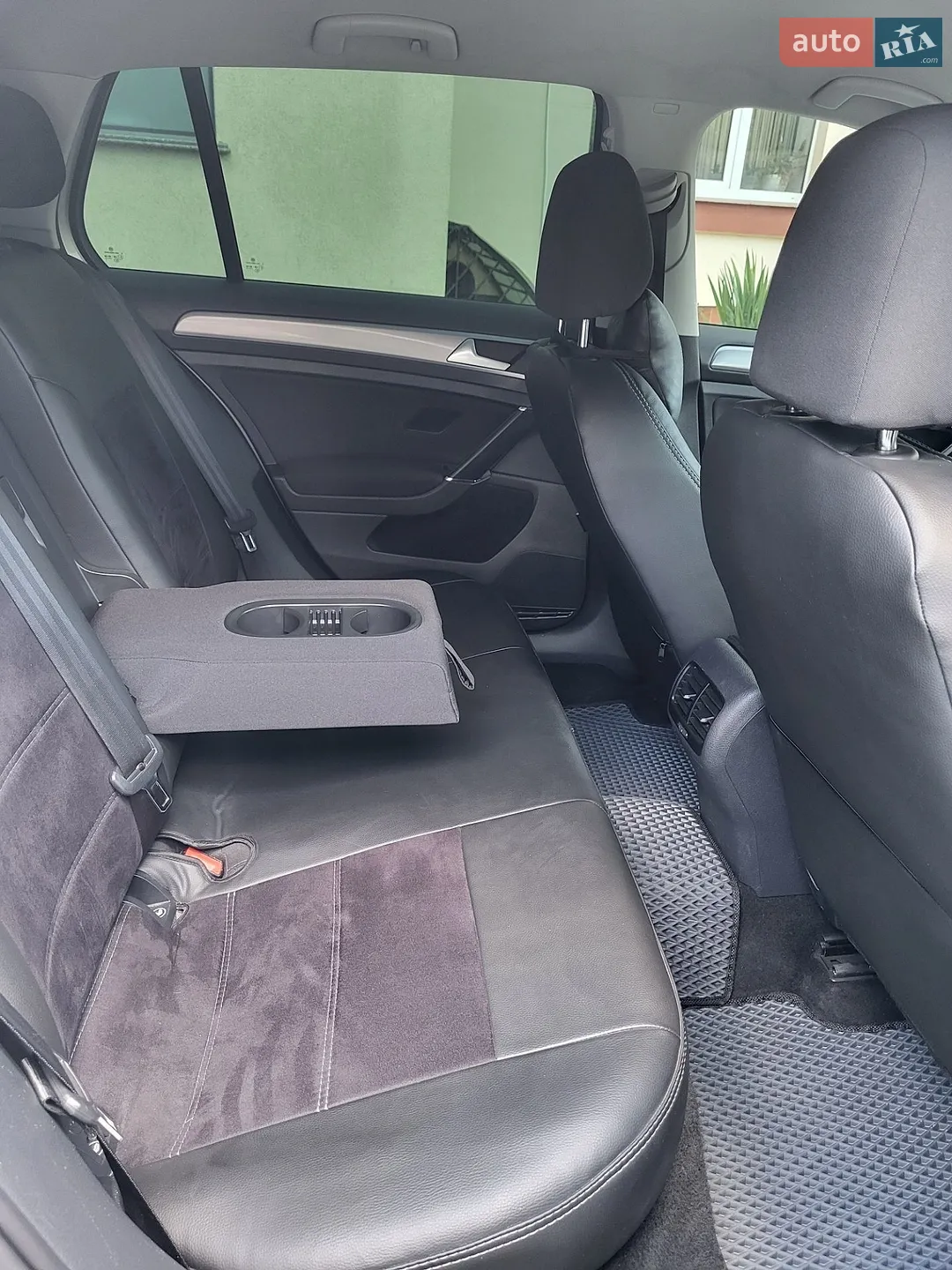 Volkswagen e-Golf 2015 VIN WVWZZZAUZGW902630 фото оголошення 35 з 73