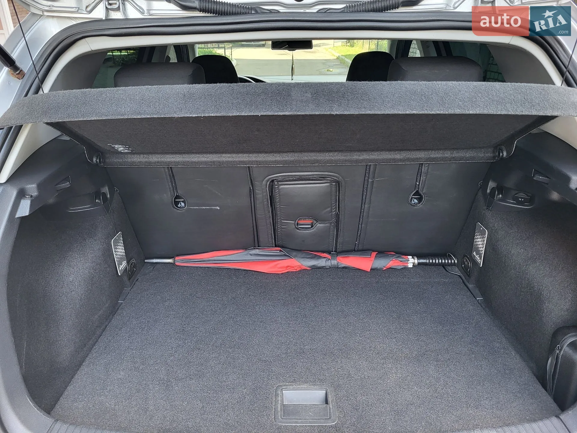 Volkswagen e-Golf 2015 VIN WVWZZZAUZGW902630 фото оголошення 39 з 71