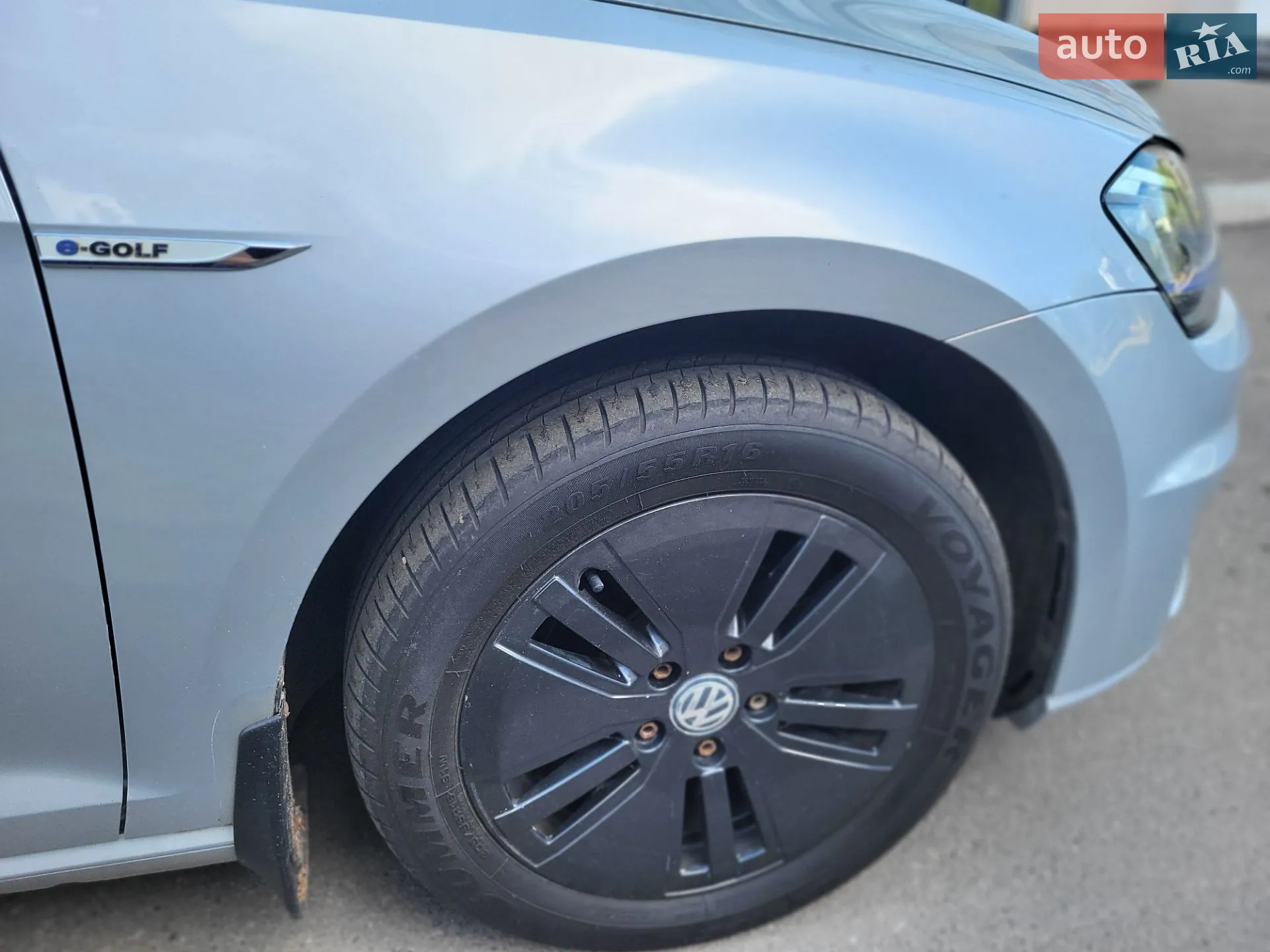 Volkswagen e-Golf 2015 VIN WVWZZZAUZGW902630 фото оголошення 43 з 71