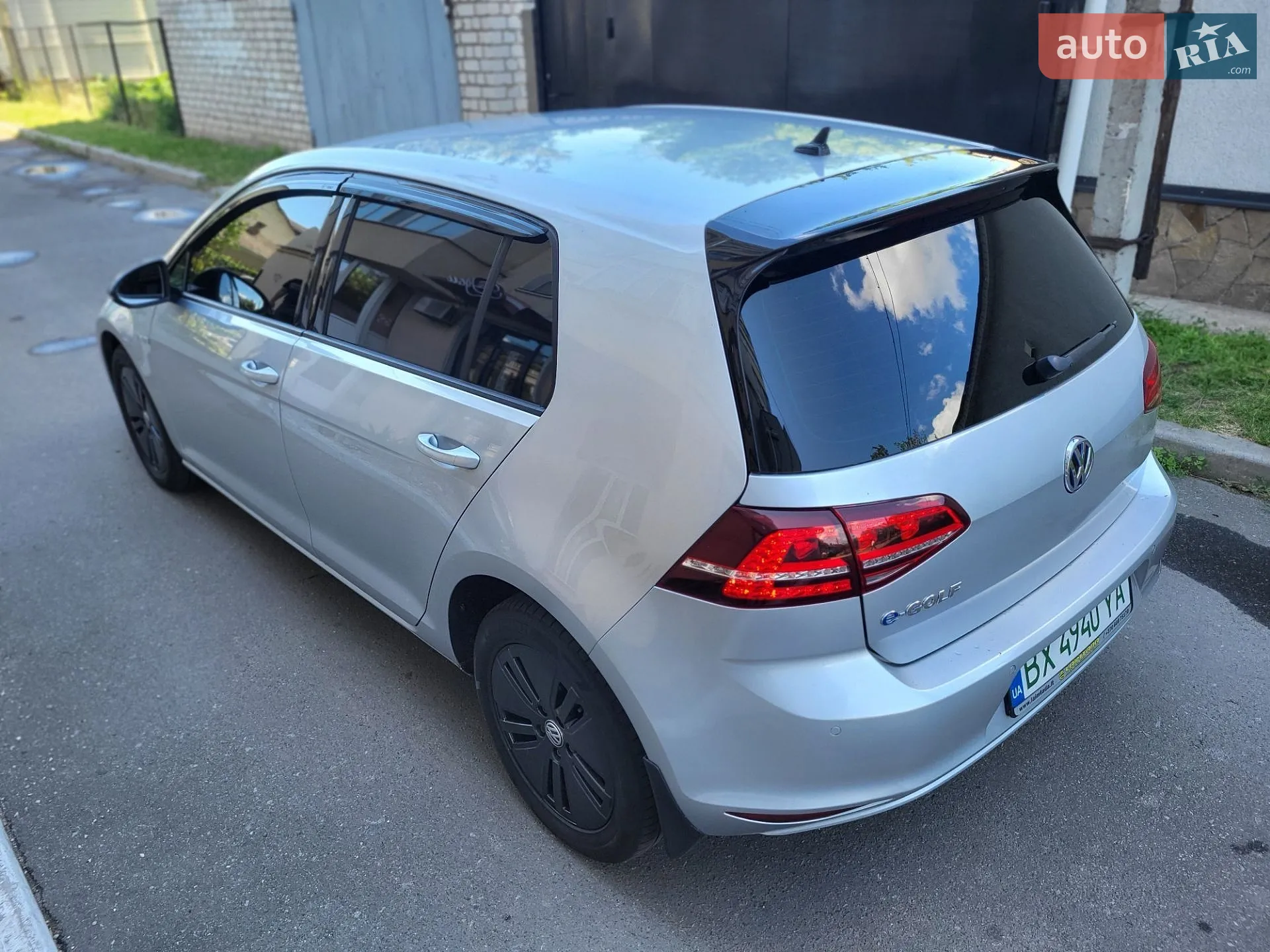 Volkswagen e-Golf 2015 VIN WVWZZZAUZGW902630 фото оголошення 61 з 73