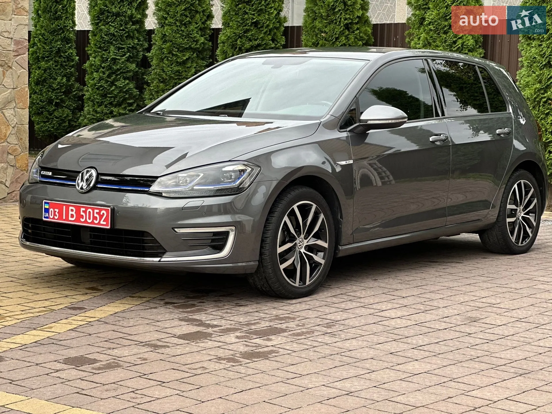 2019 Volkswagen Golf - фото 1