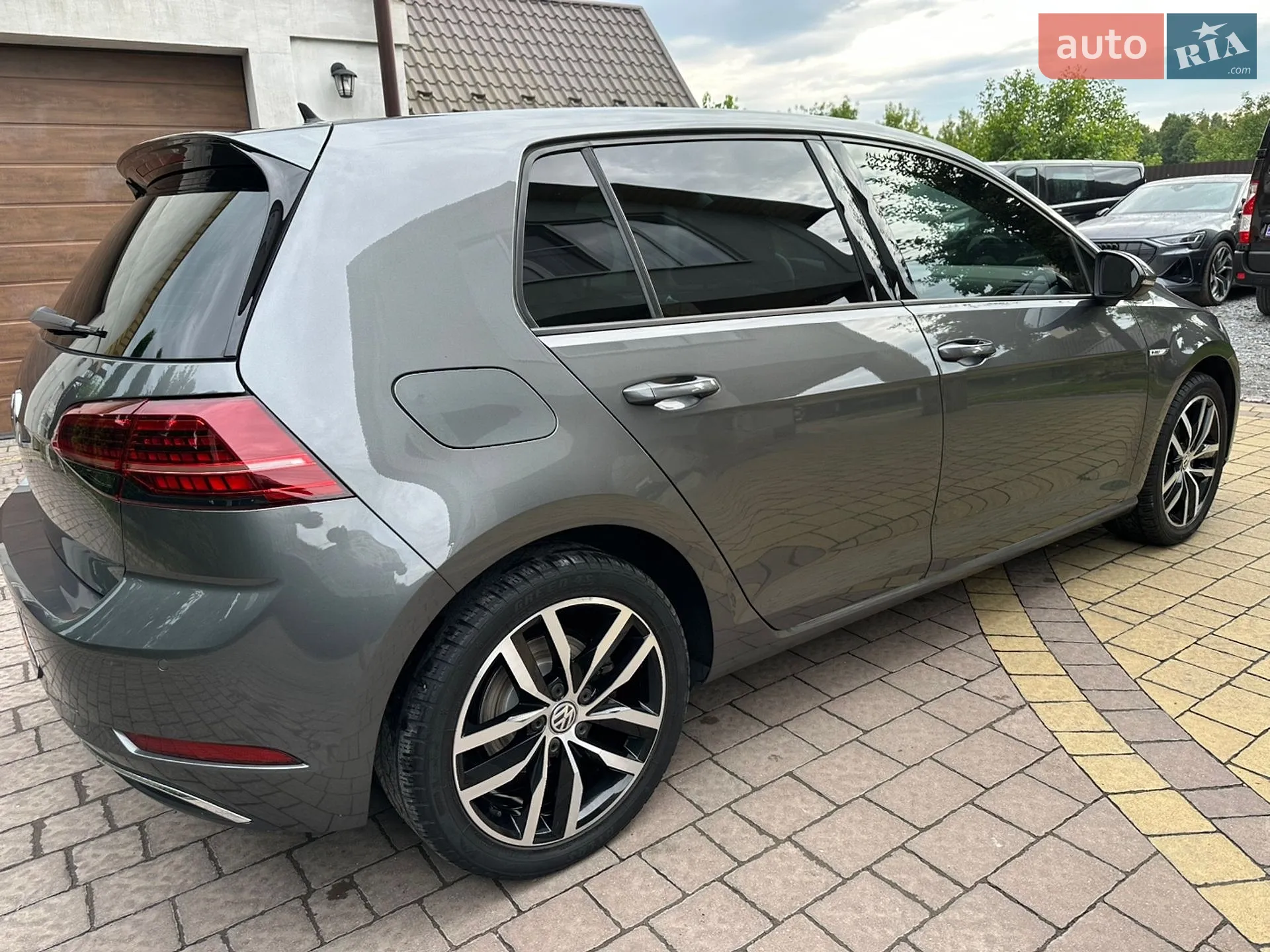 2019 Volkswagen Golf - мініатюра 9