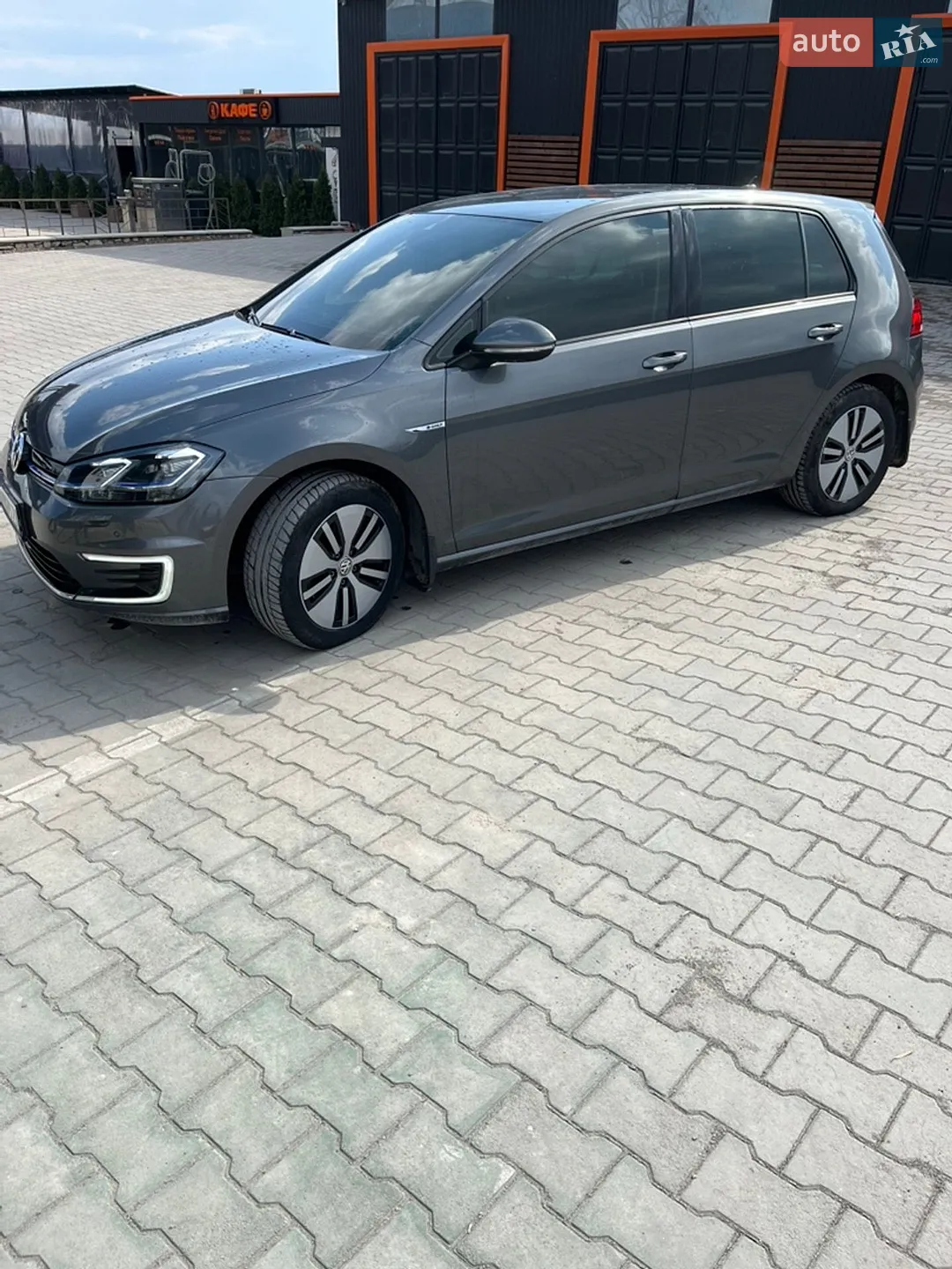 2020 Volkswagen Golf - мініатюра 8