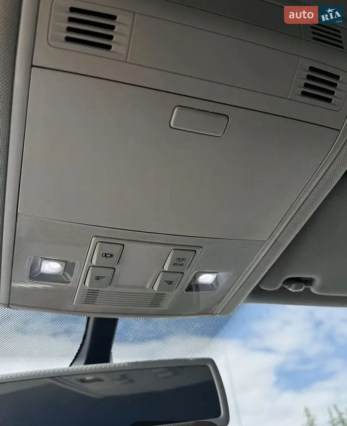 2015 Volkswagen Golf - мініатюра 12