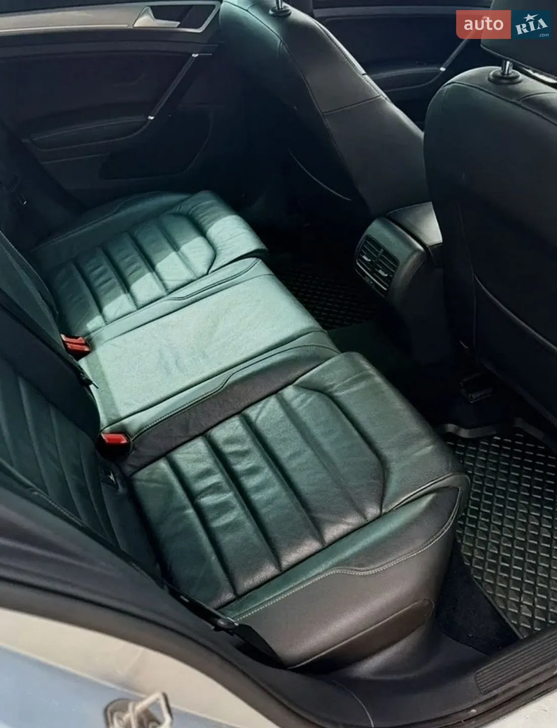 2015 Volkswagen Golf - мініатюра 21
