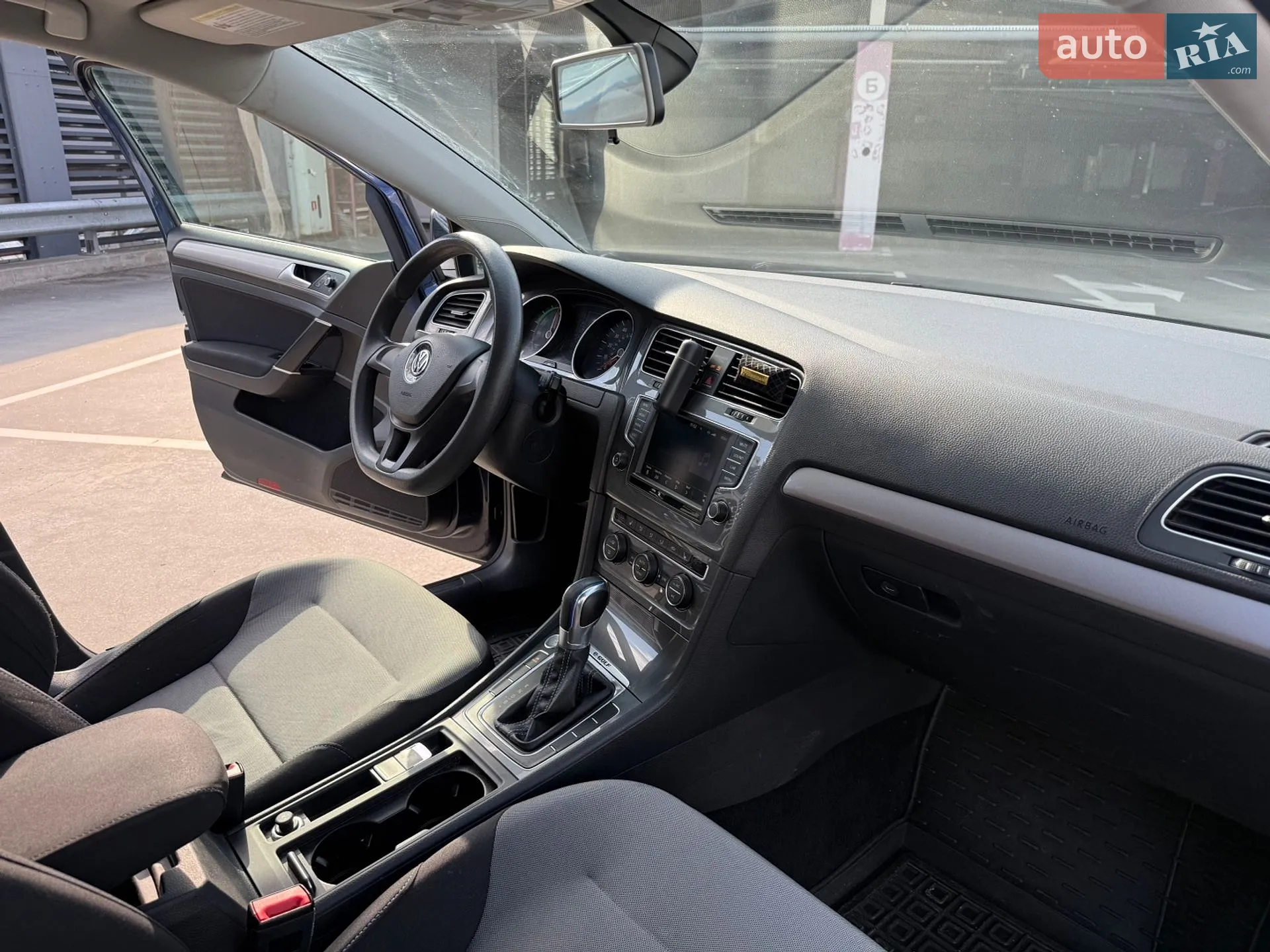 2016 Volkswagen Golf - мініатюра 18