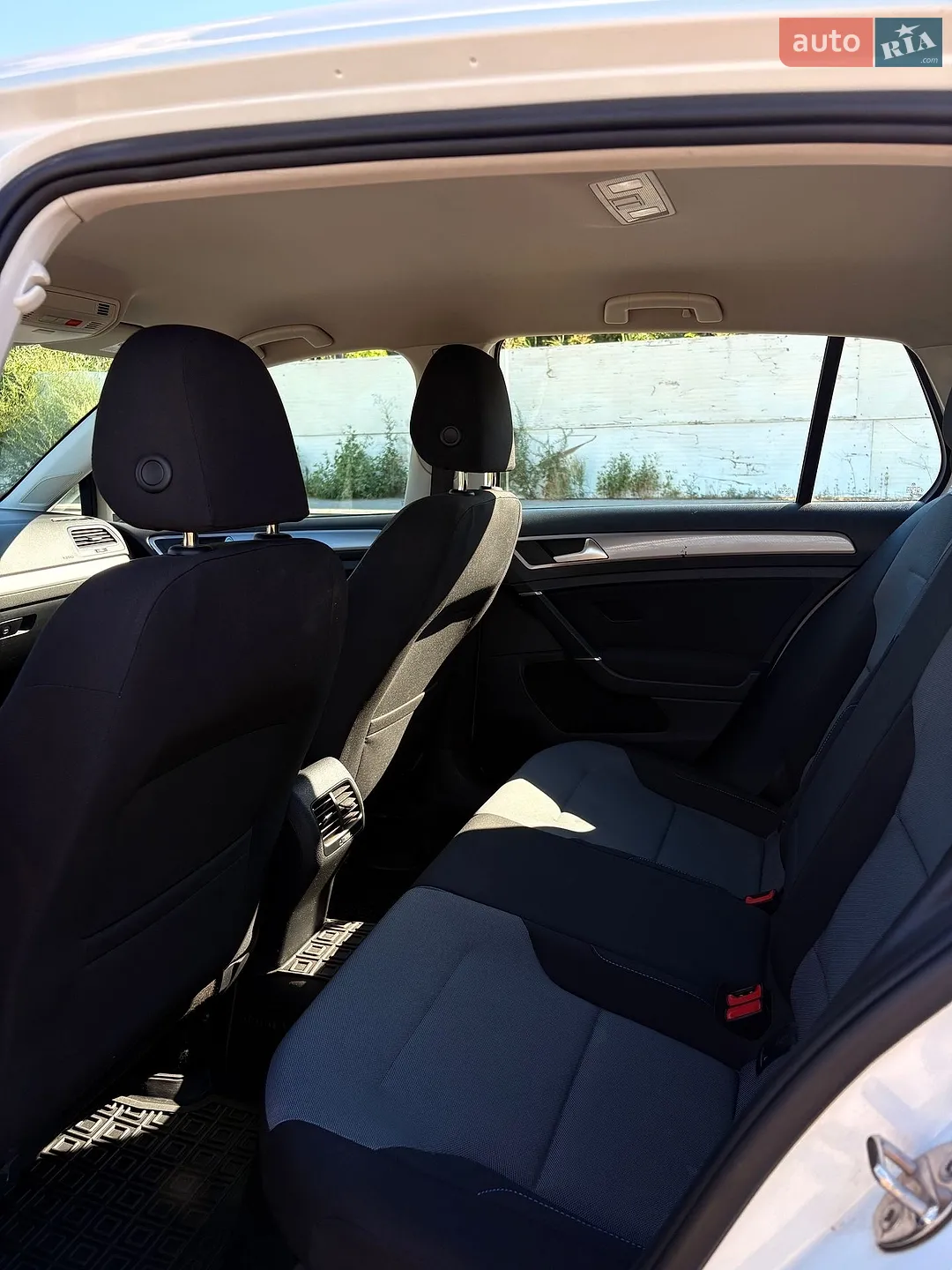2015 Volkswagen Golf - мініатюра 17