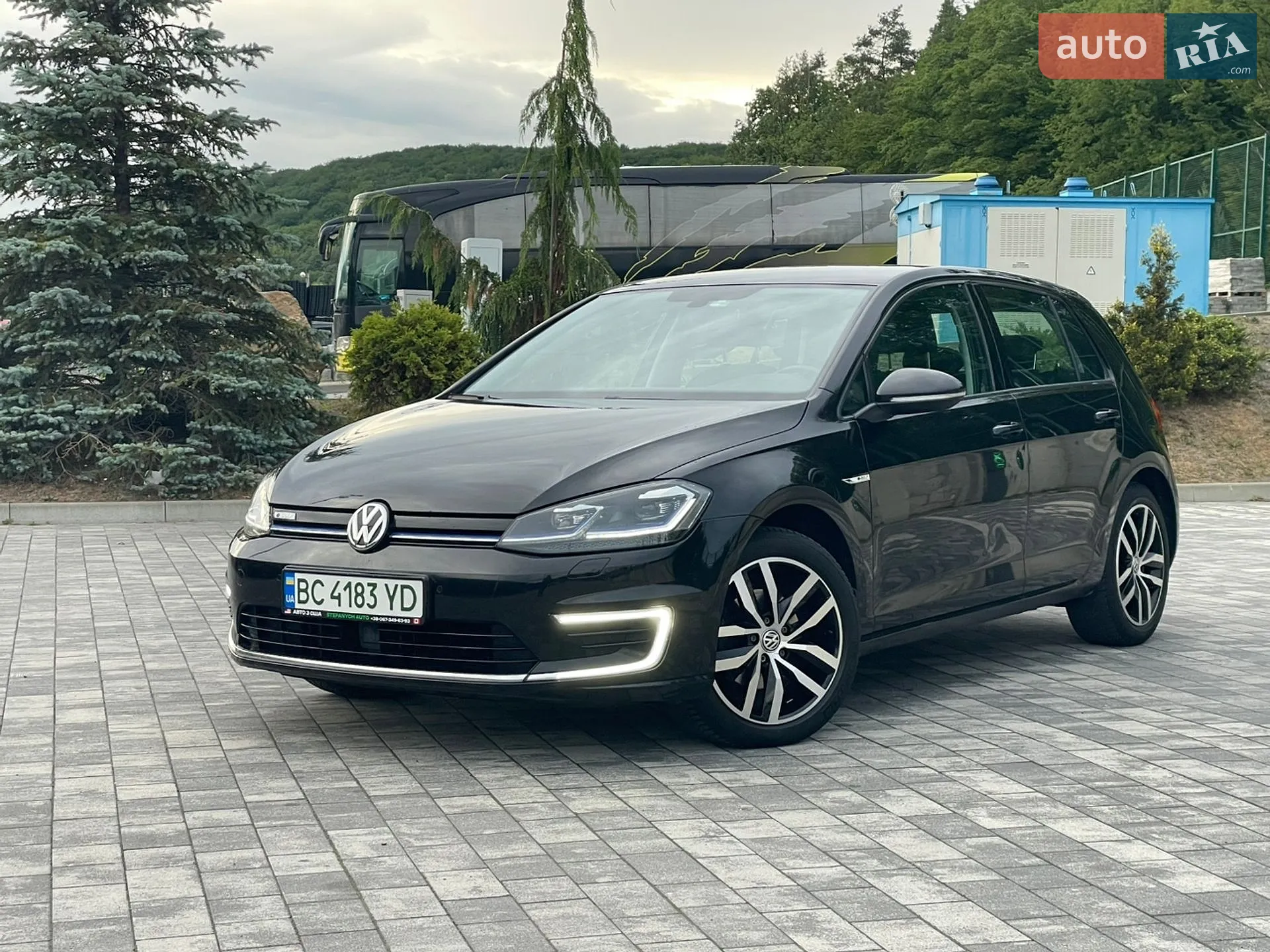 2019 Volkswagen Golf - мініатюра 2