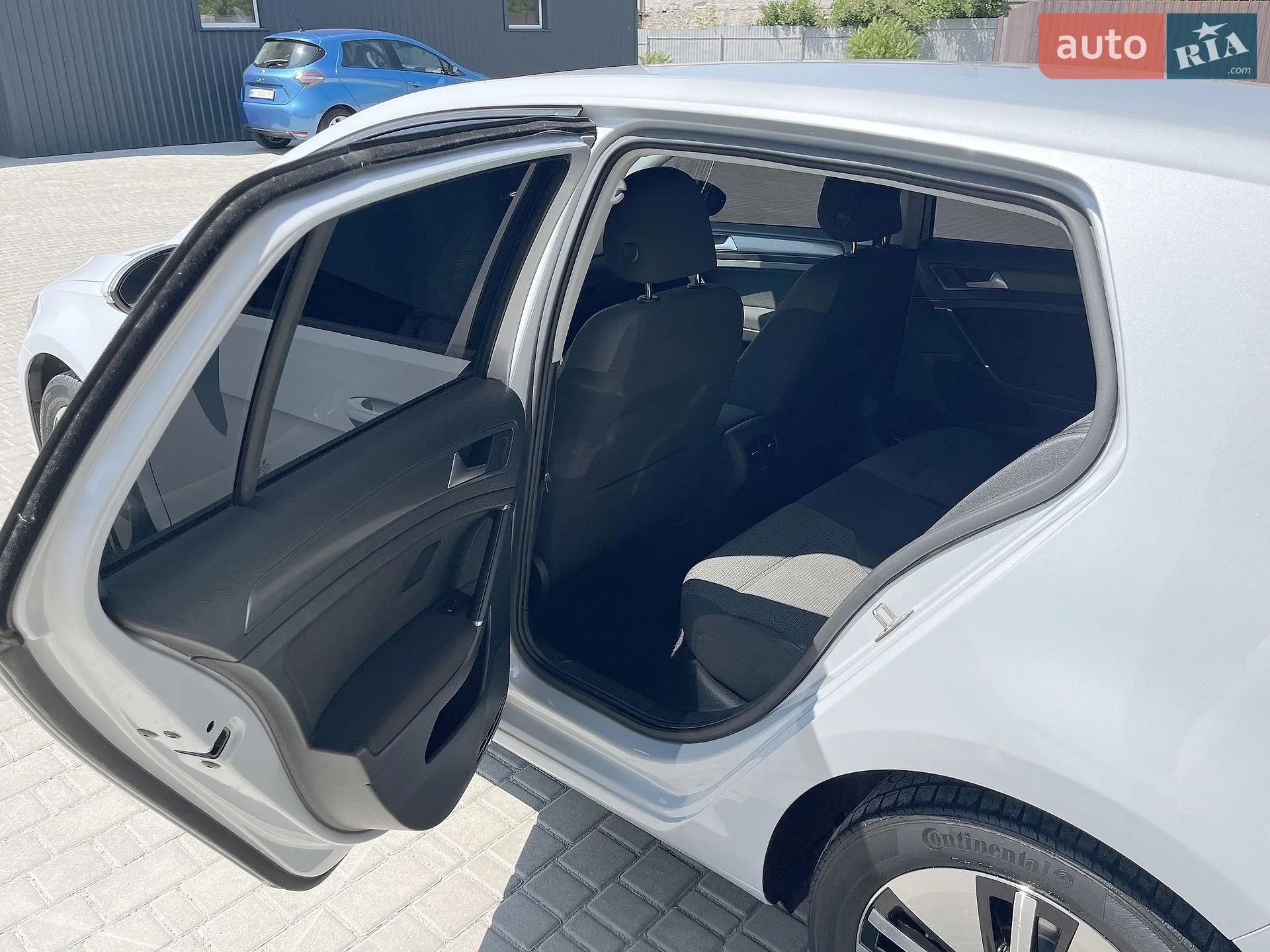 2017 Volkswagen Golf - мініатюра 34