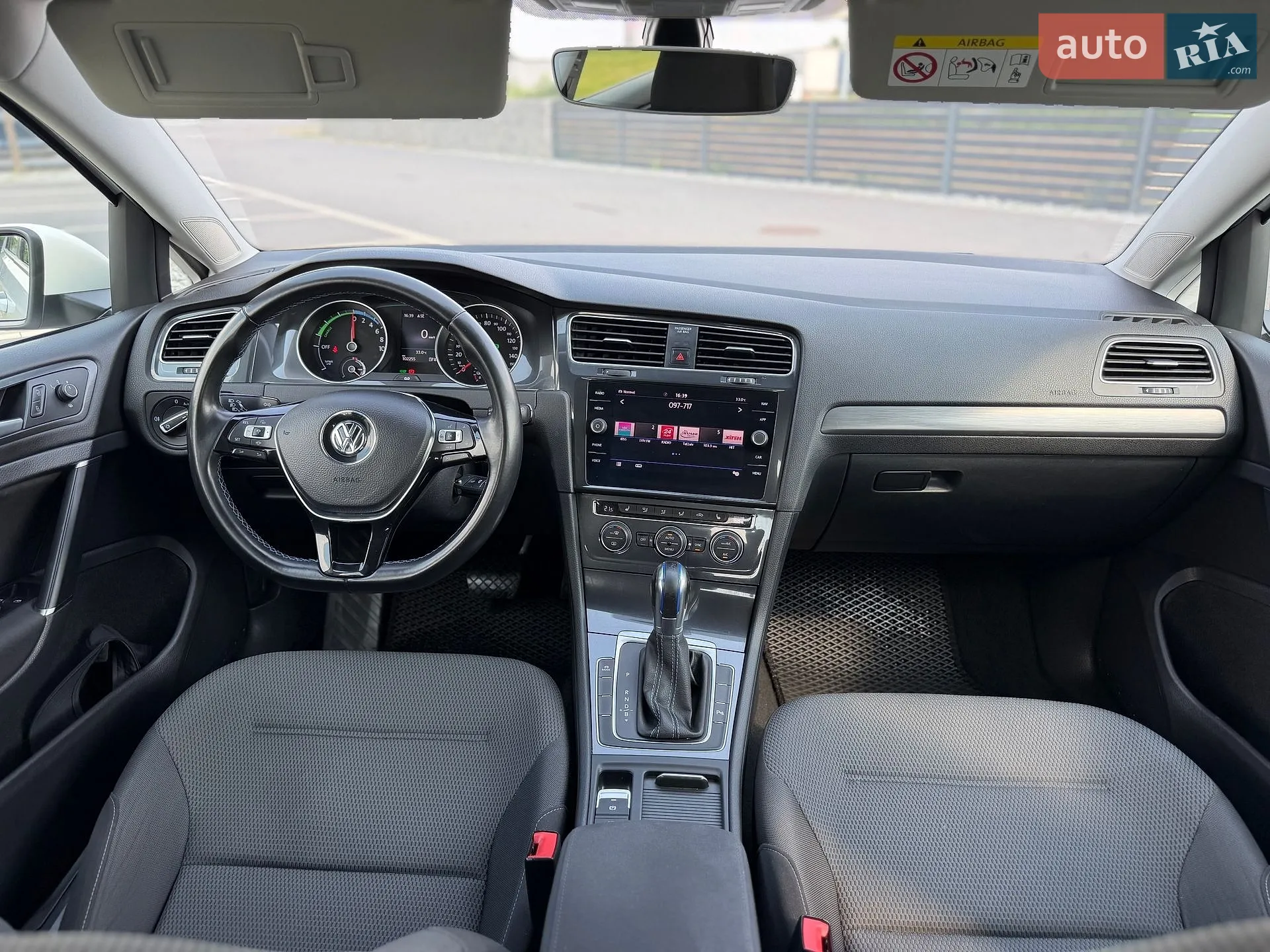 2019 Volkswagen Golf - мініатюра 28