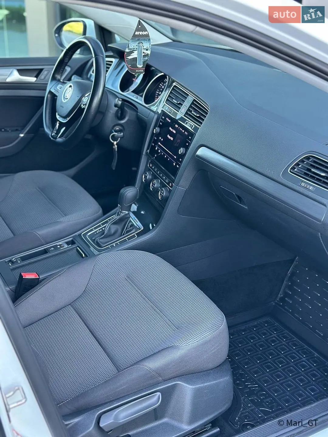 2019 Volkswagen Golf - мініатюра 32