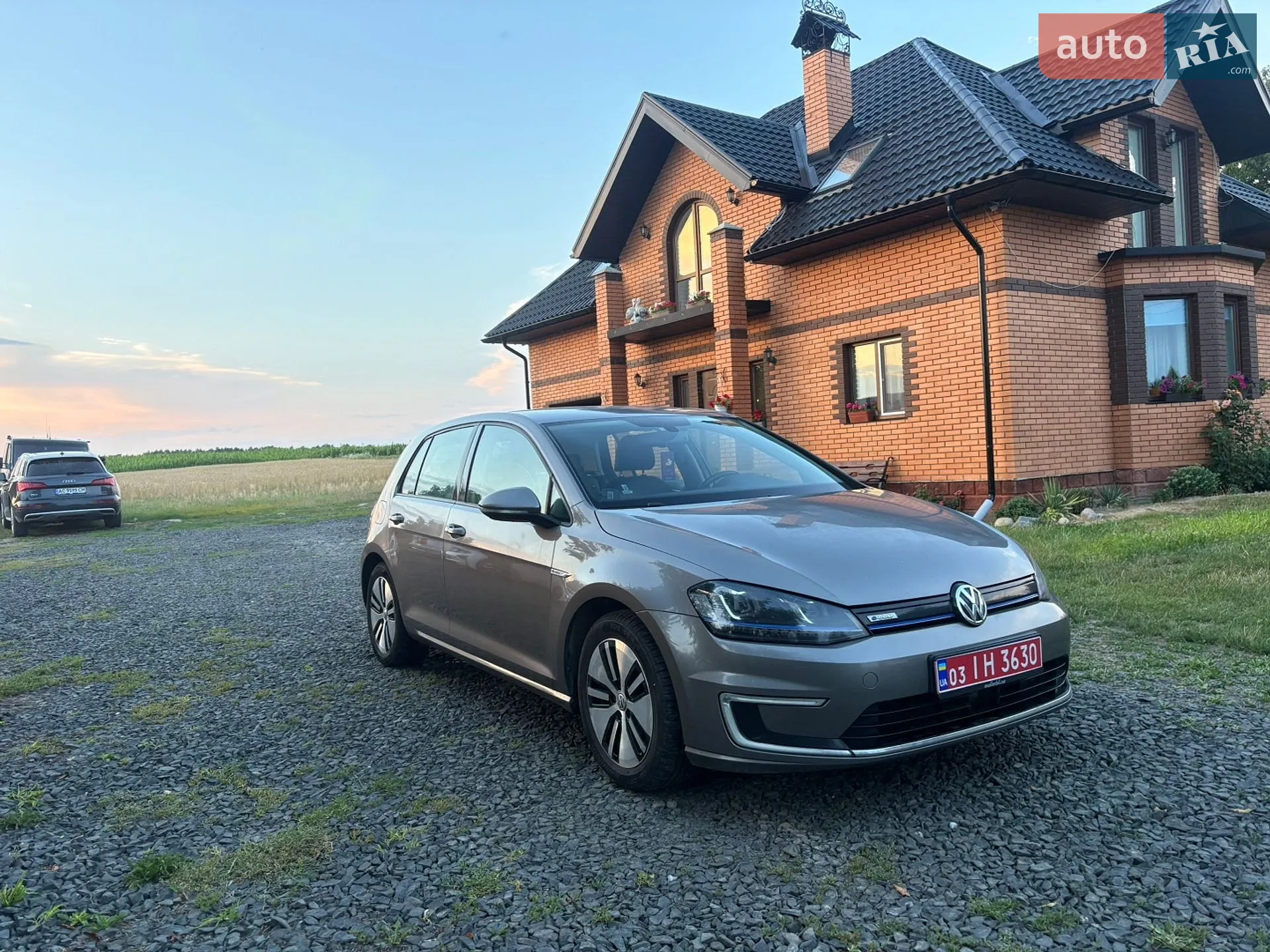 2014 Volkswagen Golf - мініатюра 2