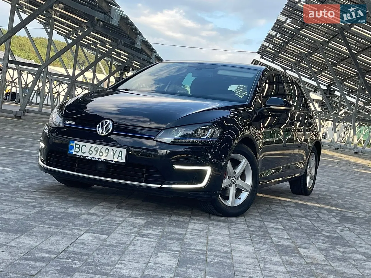 2015 Volkswagen Golf - мініатюра 38