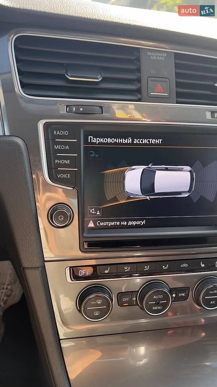 2016 Volkswagen Golf - мініатюра 7