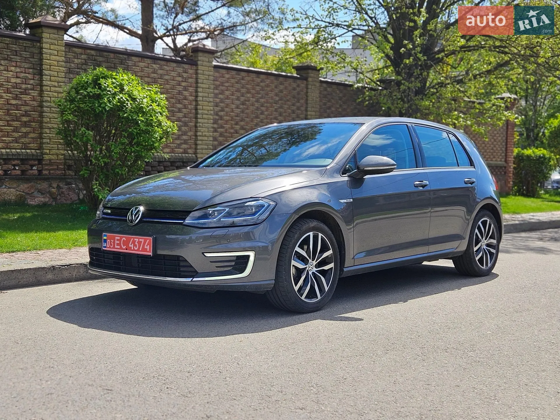 2020 Volkswagen Golf - мініатюра 3