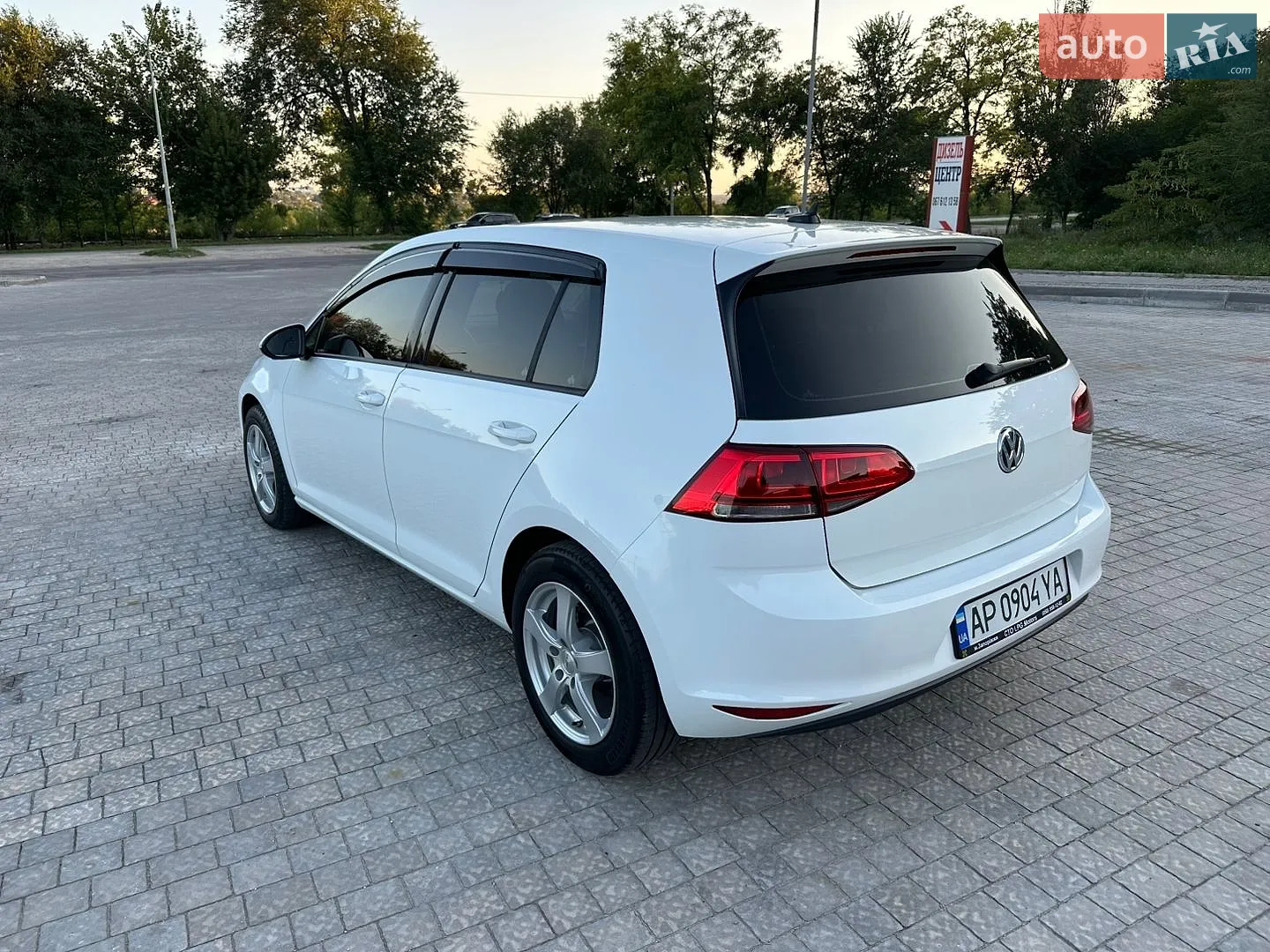 2016 Volkswagen Golf - мініатюра 10