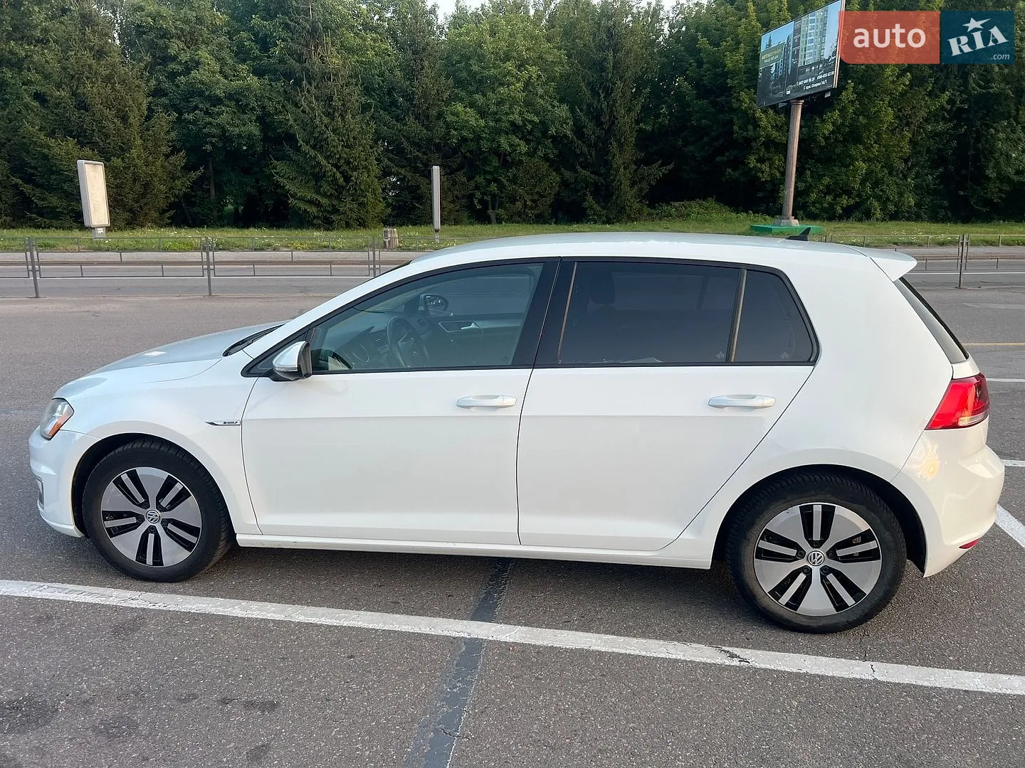 2016 Volkswagen Golf - мініатюра 10