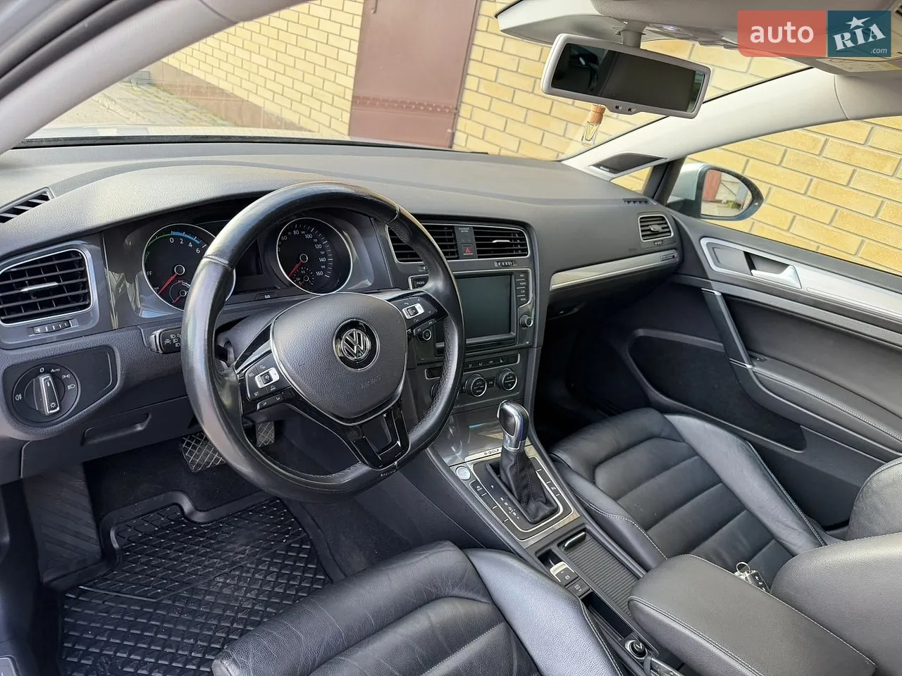 2014 Volkswagen Golf - мініатюра 29