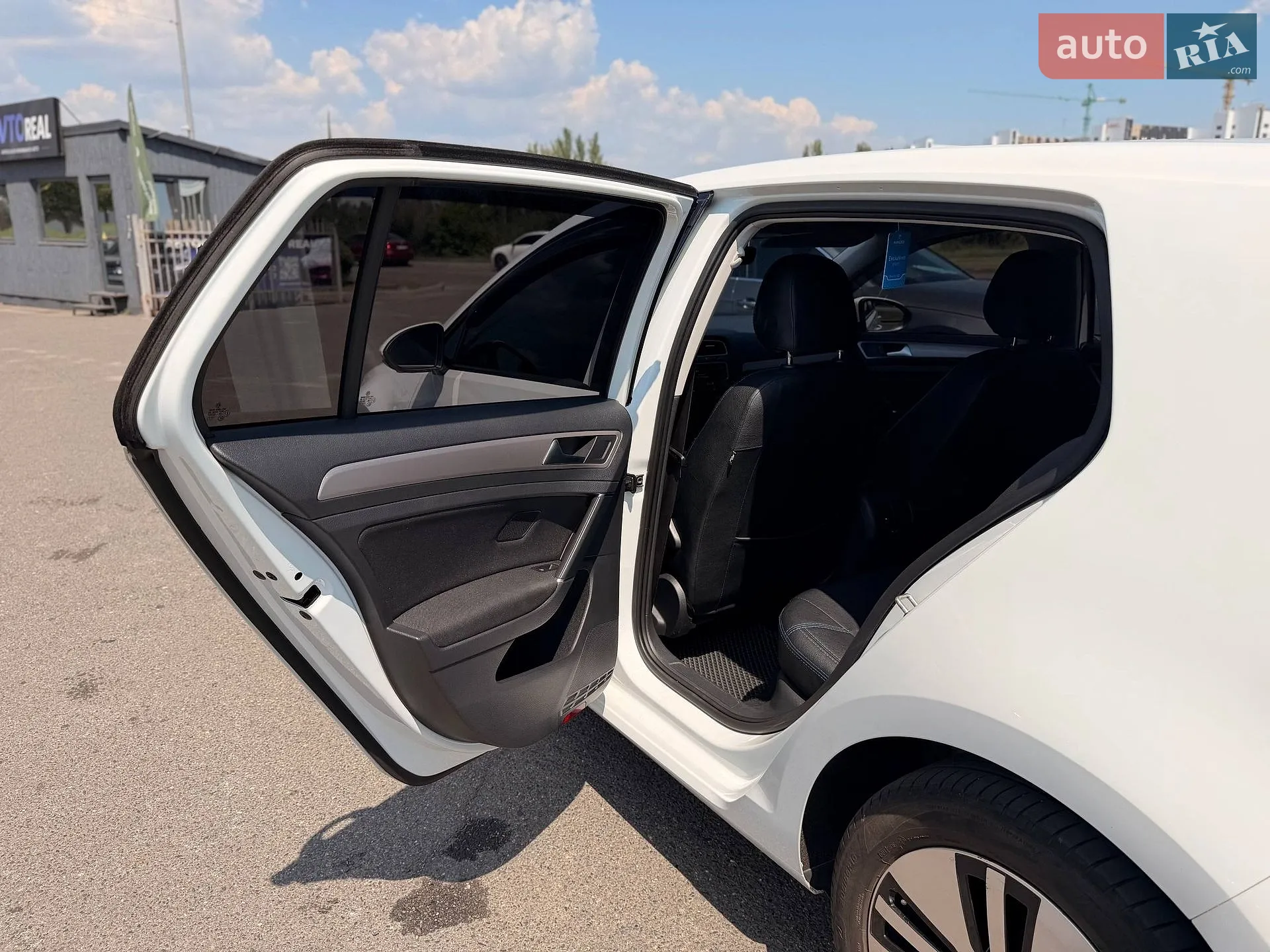 2016 Volkswagen Golf - мініатюра 47