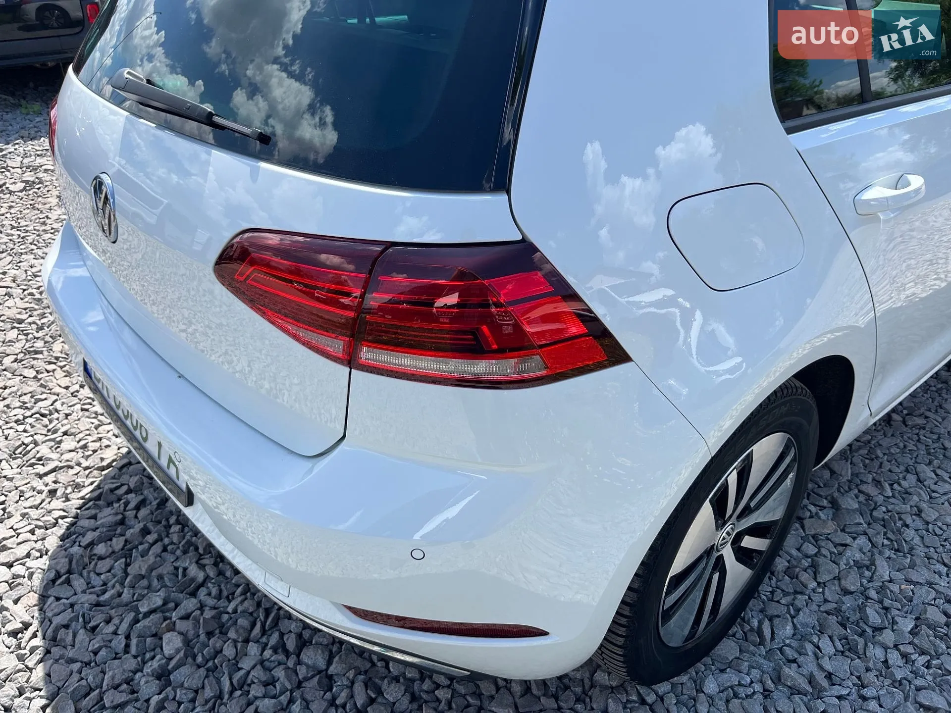 2017 Volkswagen Golf - мініатюра 10