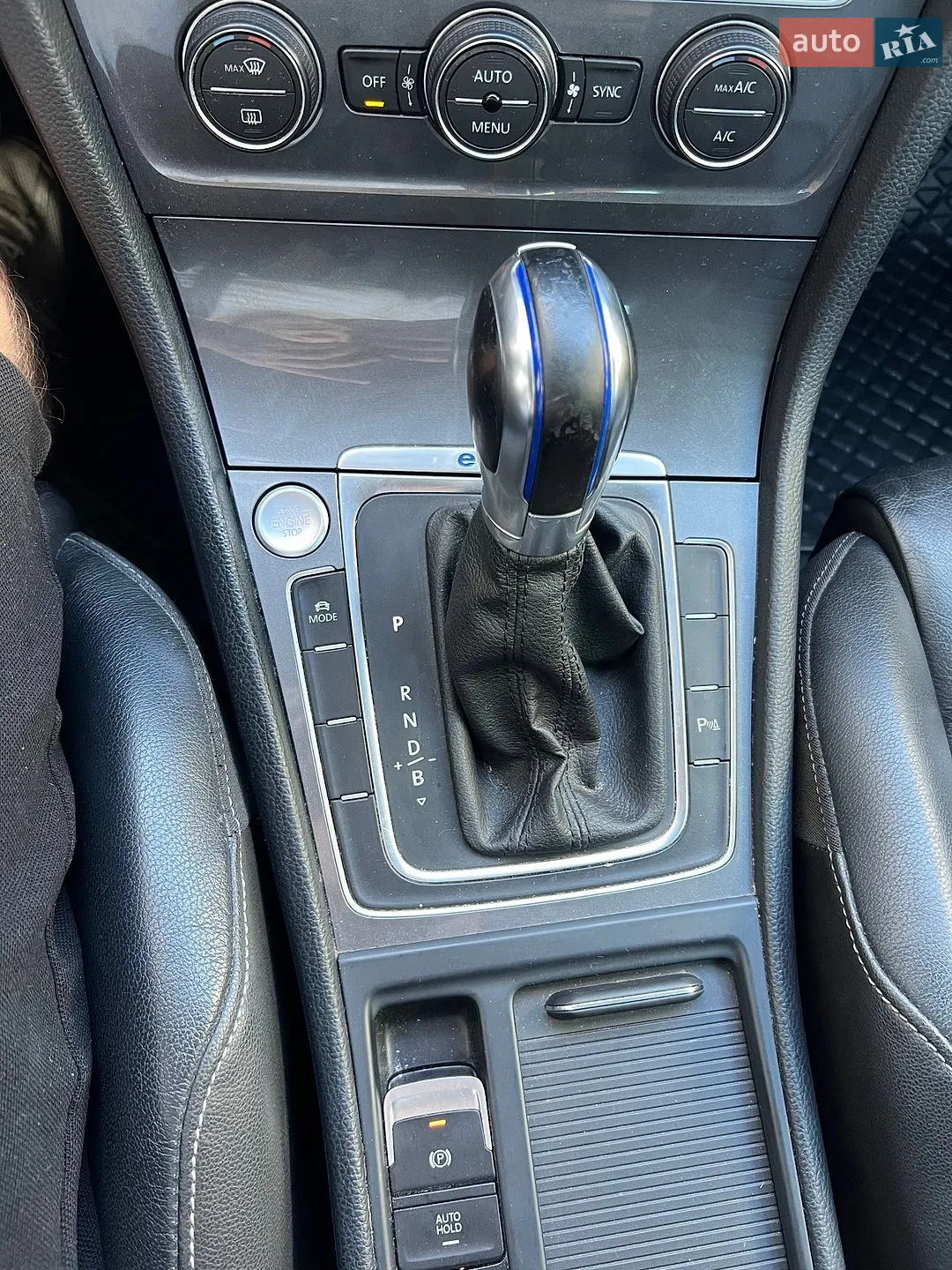 2015 Volkswagen Golf - мініатюра 24