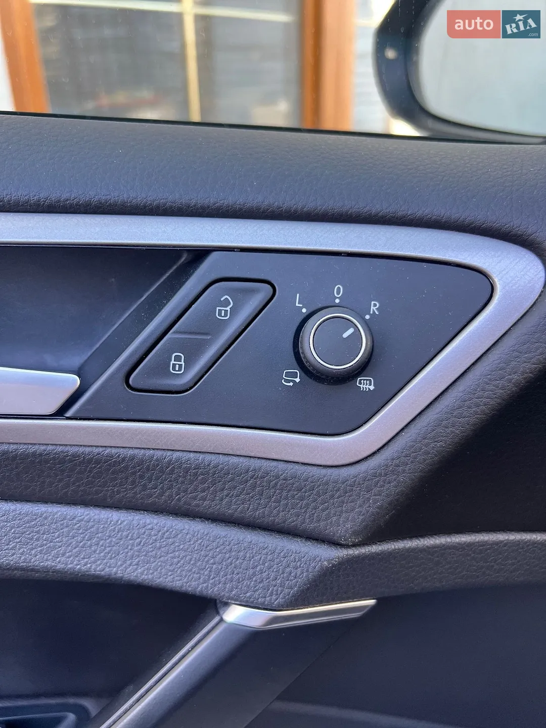 2015 Volkswagen Golf - мініатюра 32