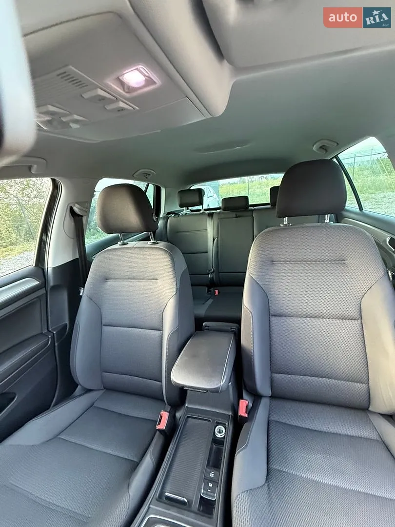 2014 Volkswagen Golf - мініатюра 8