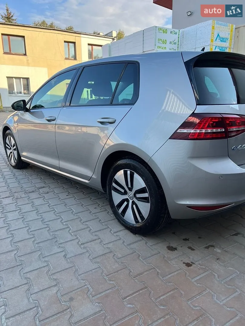 2016 Volkswagen Golf - мініатюра 4
