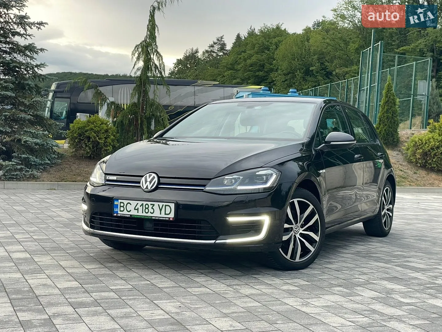 2019 Volkswagen Golf - фото 1