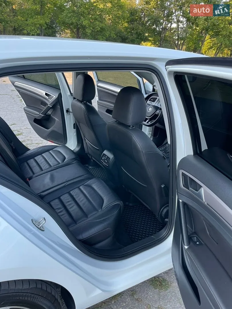 2015 Volkswagen Golf - мініатюра 13