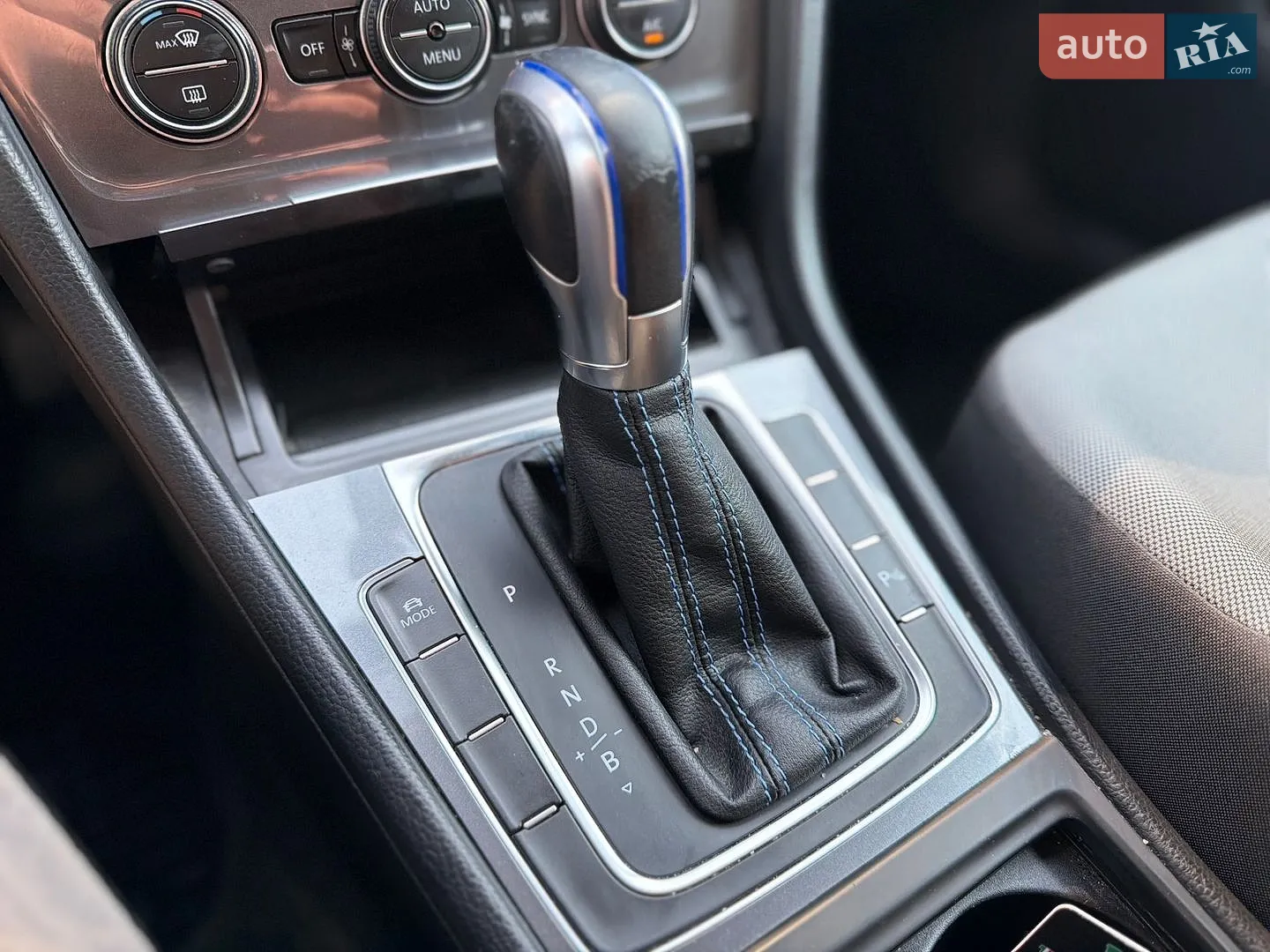 2014 Volkswagen Golf - мініатюра 18