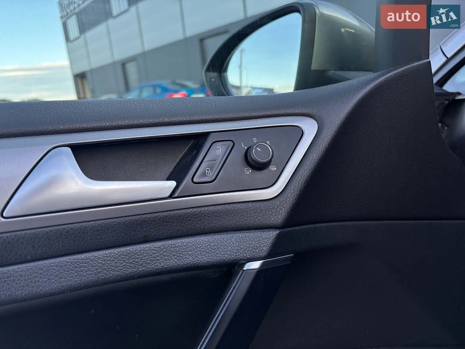 2014 Volkswagen Golf - мініатюра 19
