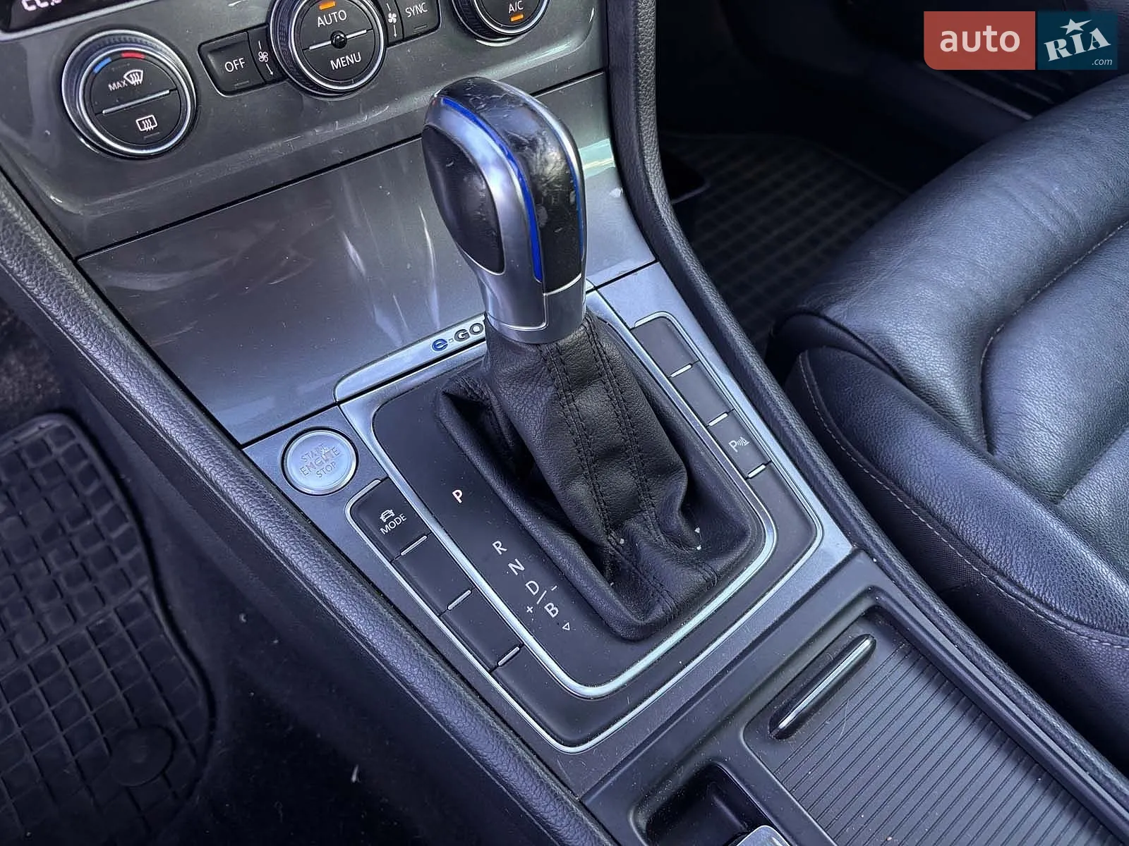 2014 Volkswagen Golf - мініатюра 33