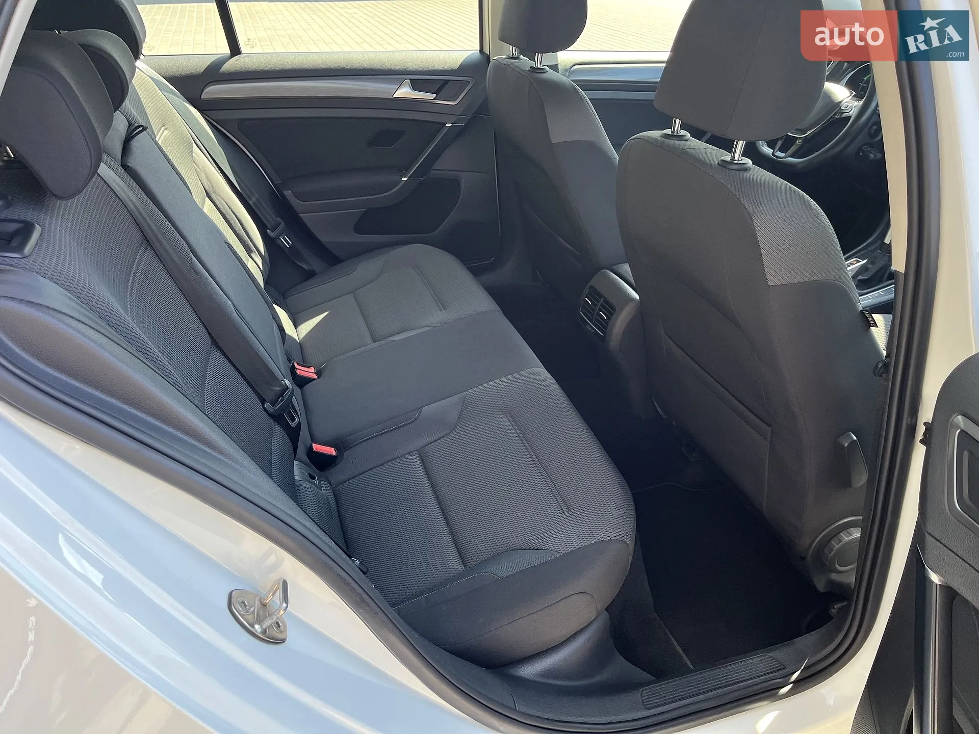 2020 Volkswagen Golf - мініатюра 34