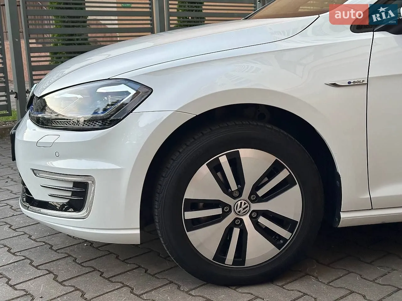 2020 Volkswagen Golf - мініатюра 6