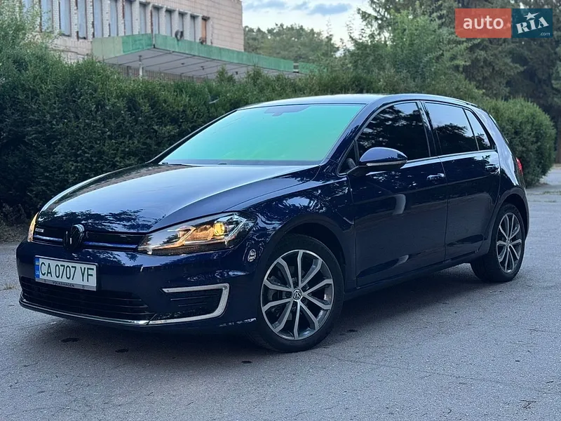 Volkswagen e-Golf
